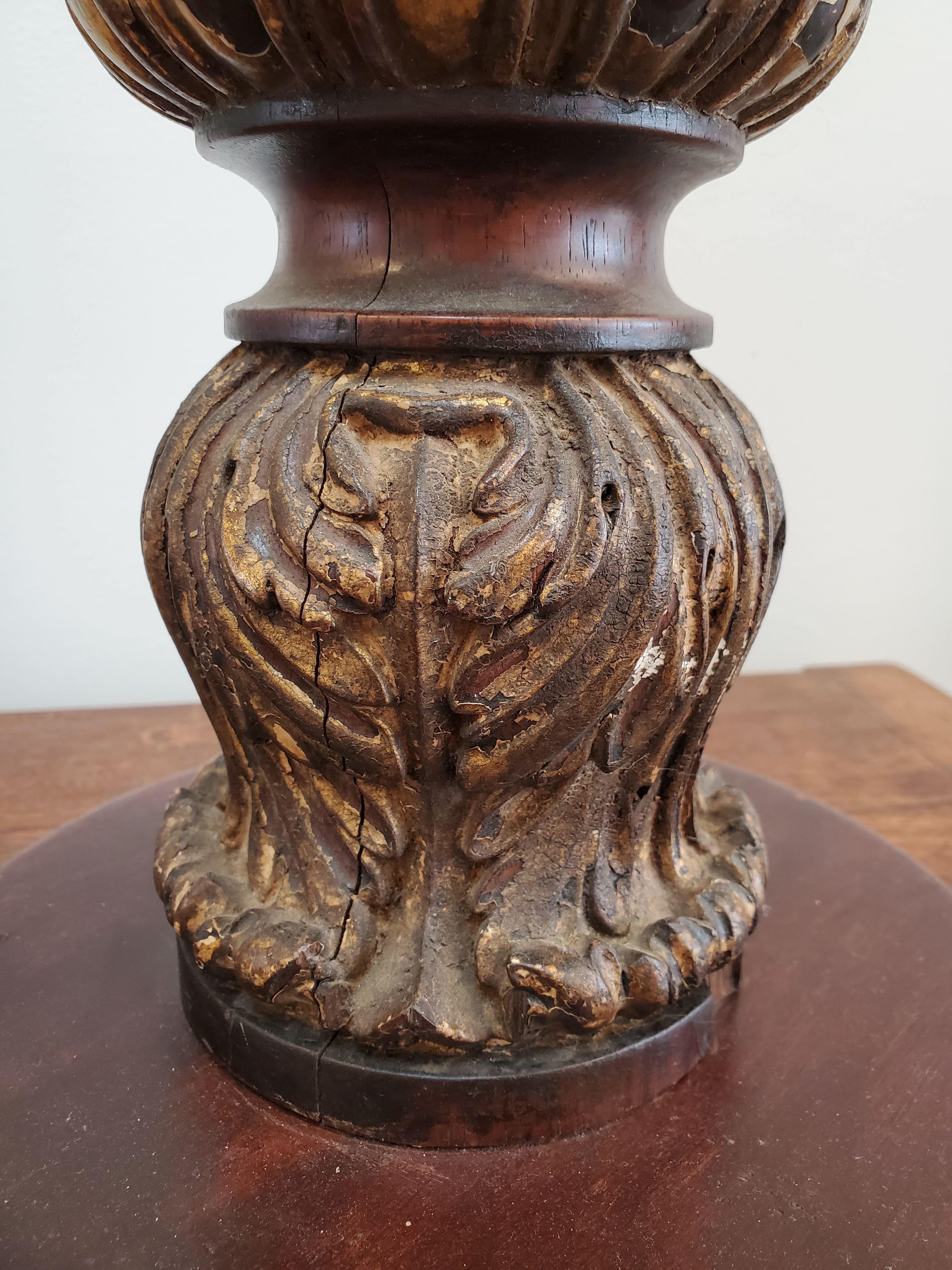 18th Century English Mahogany Column with Gold Gilt Decoration For Sale 1