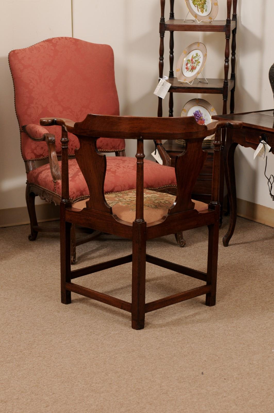 18th Century English Mahogany Corner Chair with Rounded Back, Slip Seat 6