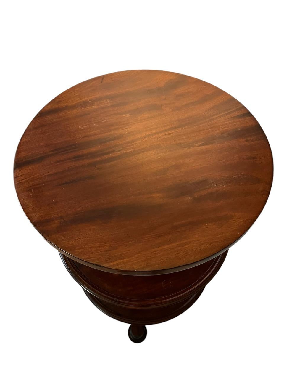 18th Century English Mahogany Expandable Round Three Tier Dumbwaiter Table For Sale 9