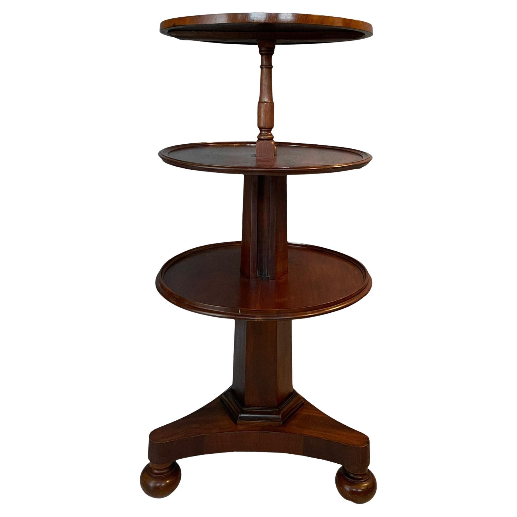 18th Century English Mahogany Expandable Round Three Tier Dumbwaiter Table For Sale