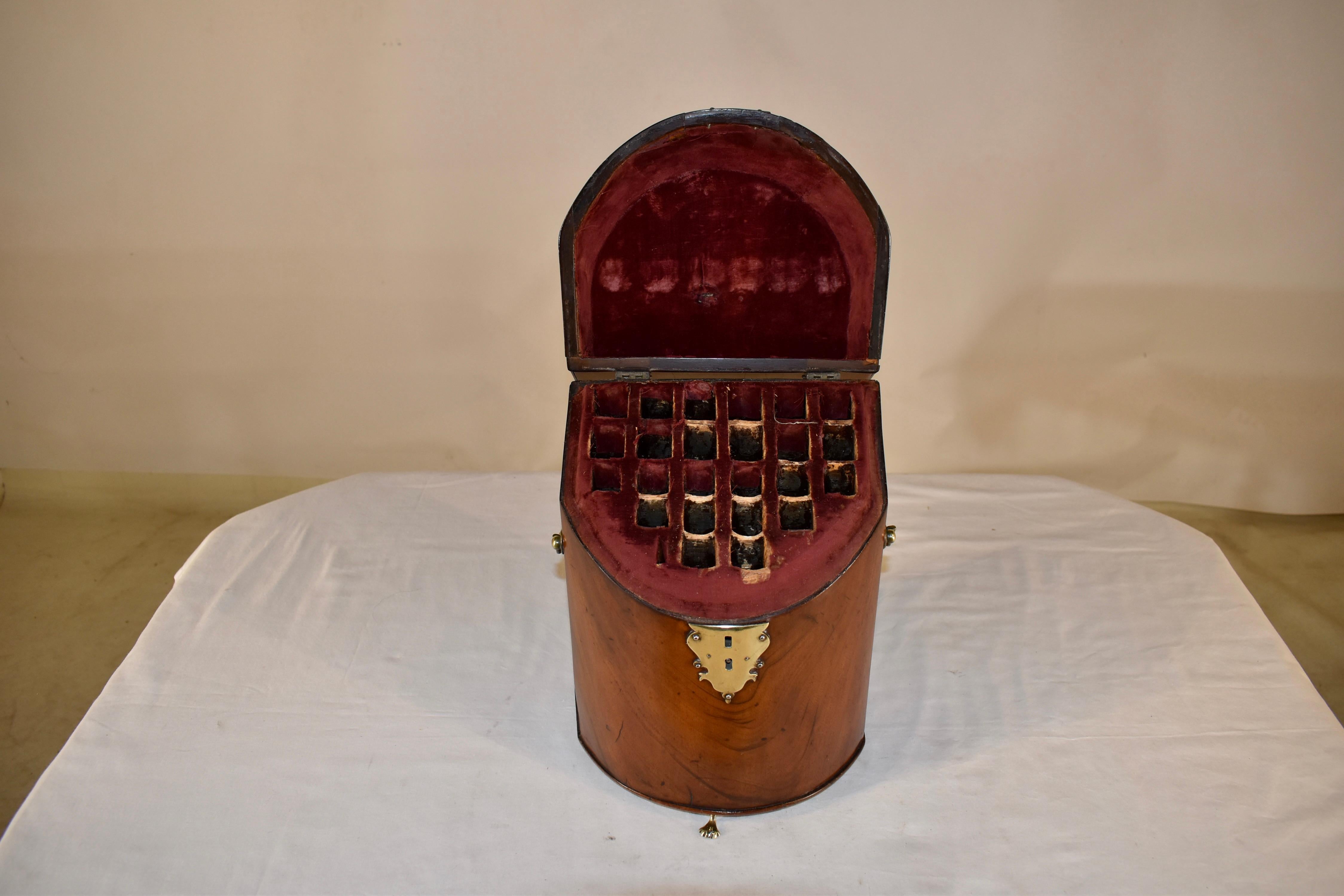 Caja de cuchillos inglesa de caoba del siglo XVIII siglo XVIII y antes en venta
