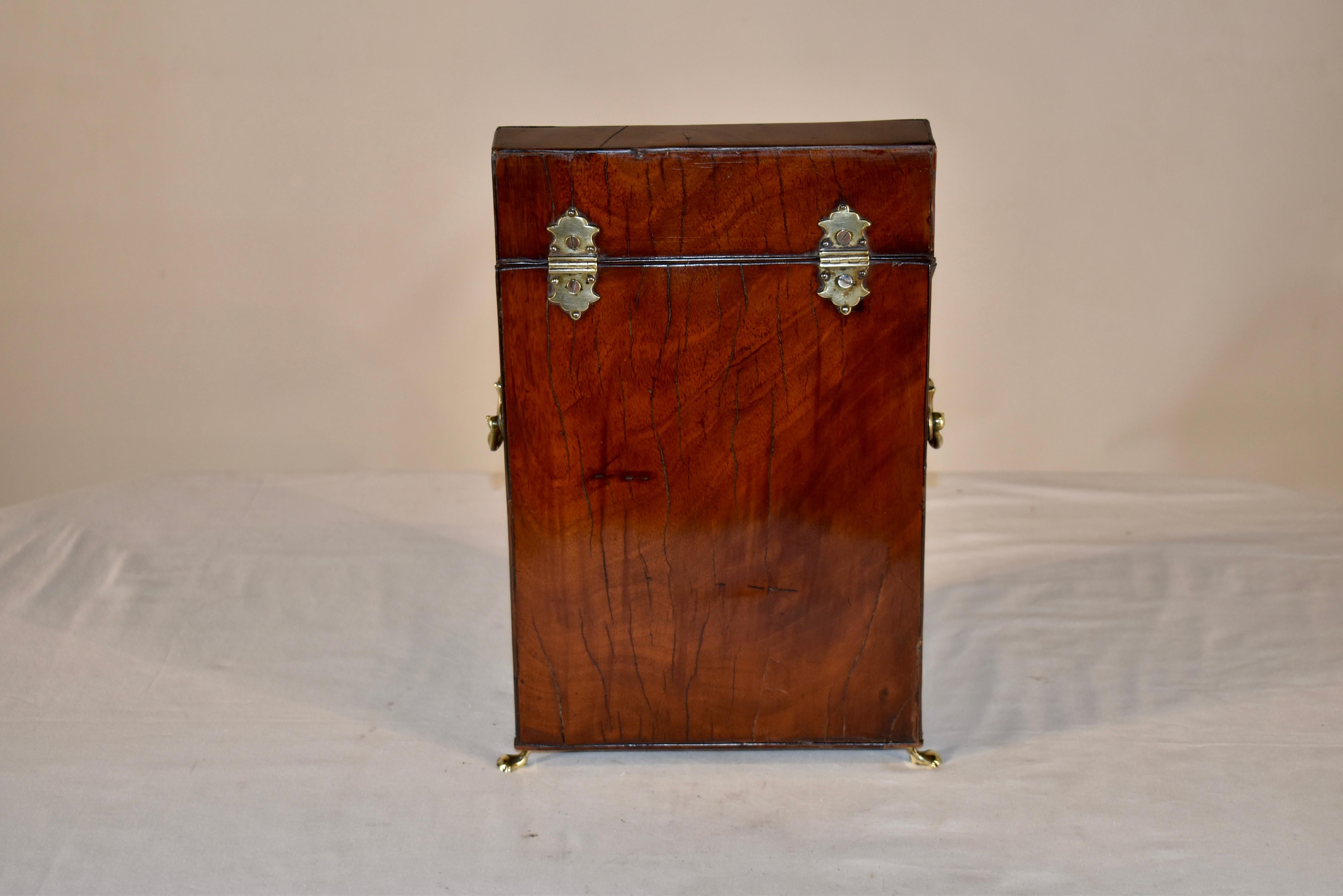 Caja de cuchillos inglesa de caoba del siglo XVIII en venta 2