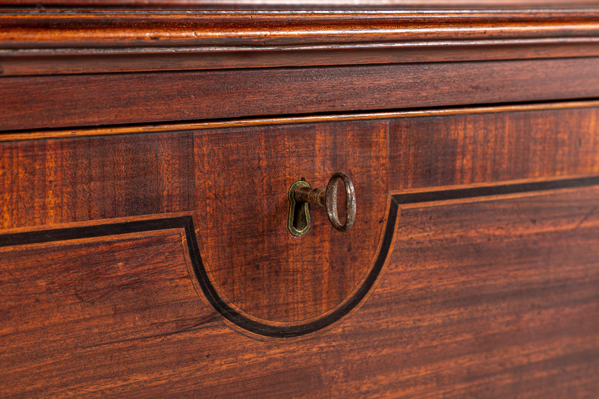 18th Century English Mahogany Secretaire Bookcase For Sale 2