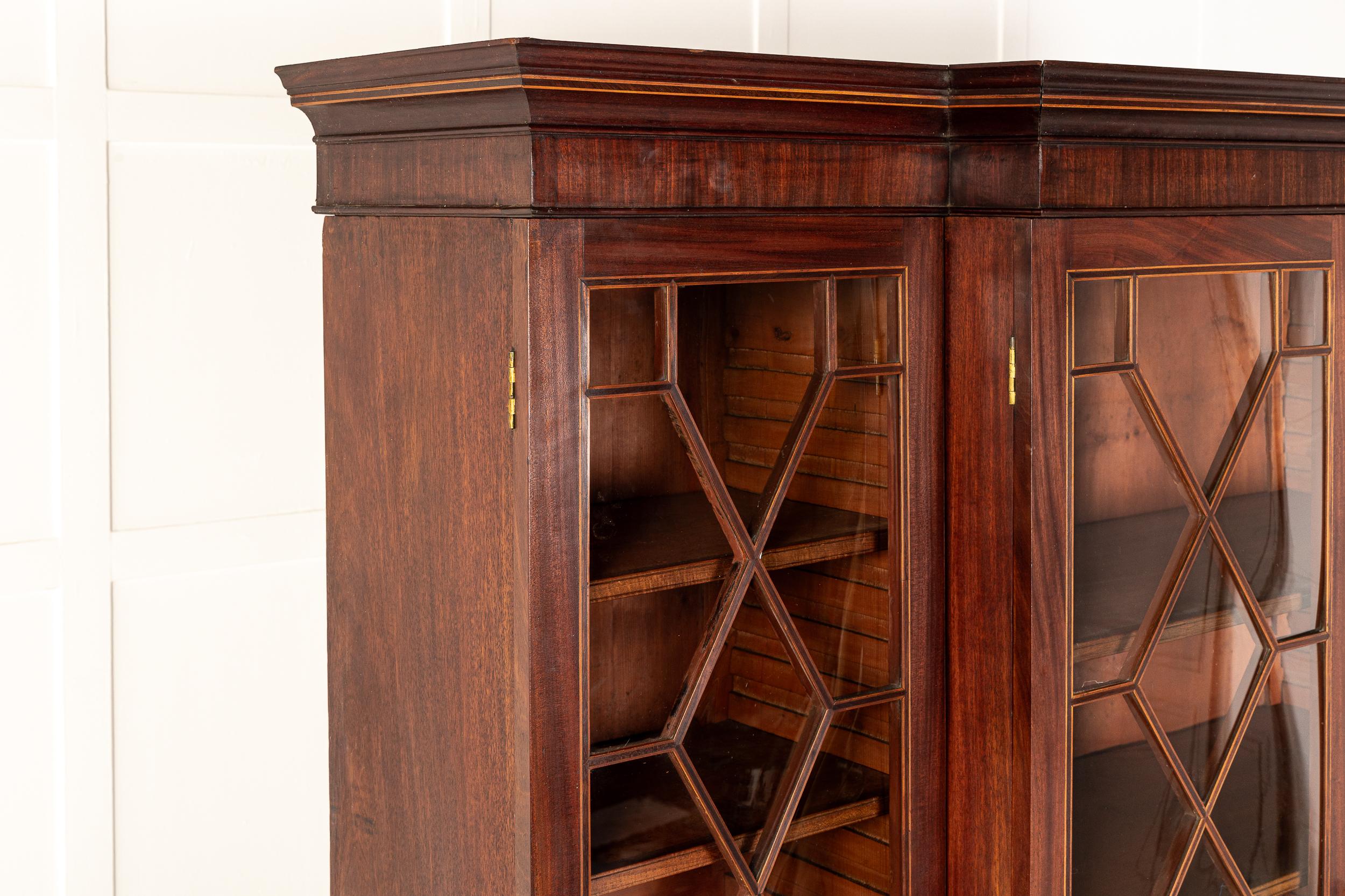 18th Century English Mahogany Secretaire Bookcase For Sale 4