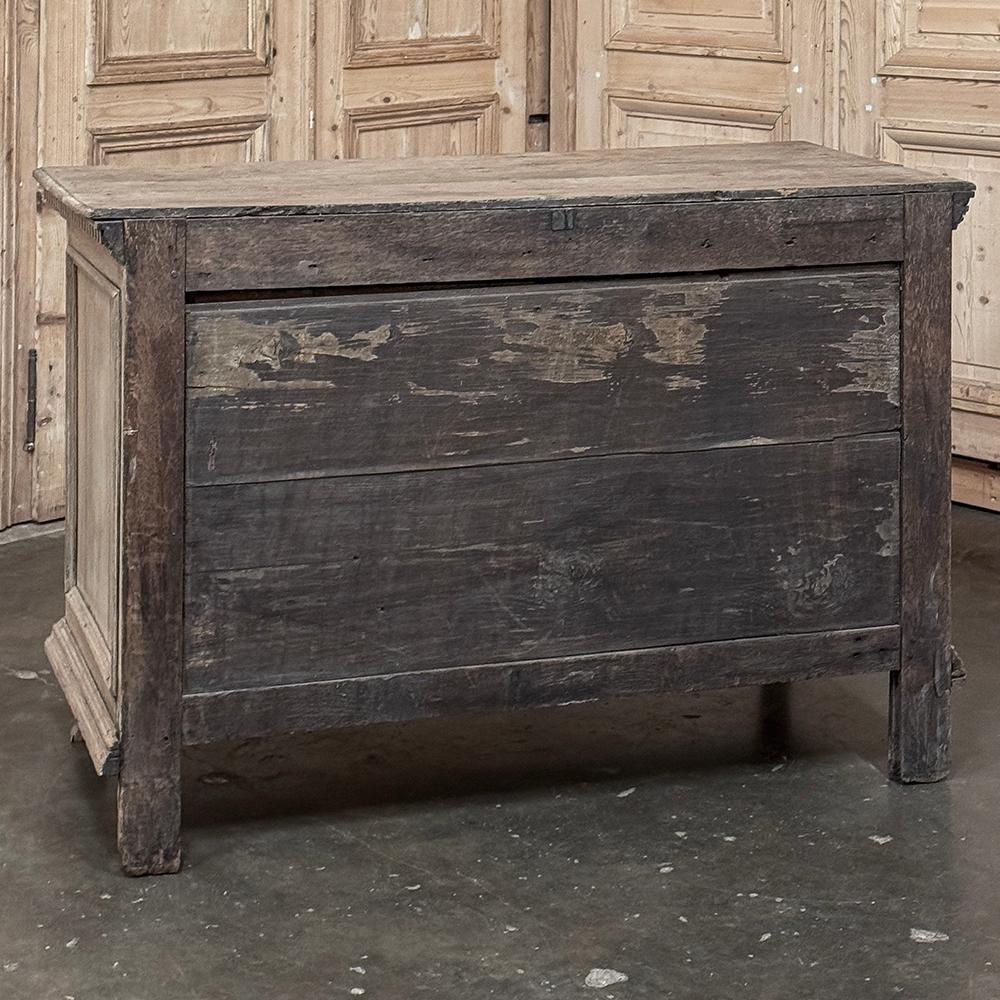 18th Century English Neoclassical Chest of Drawers in Stripped Oak For Sale 14