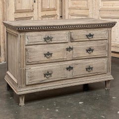 18th Century French Neoclassical Chest of Drawers in Stripped Oak