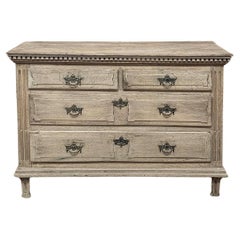 18th Century English Neoclassical Chest of Drawers in Stripped Oak