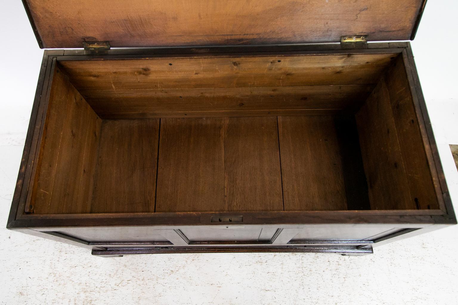 Late 18th Century 18th Century English Oak Blanket Chest For Sale