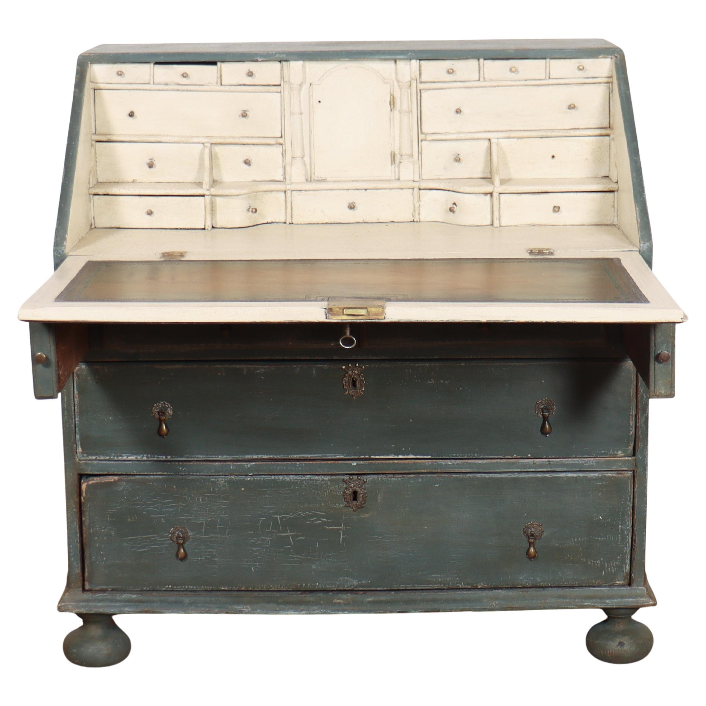 18th Century English Oak Bureau For Sale