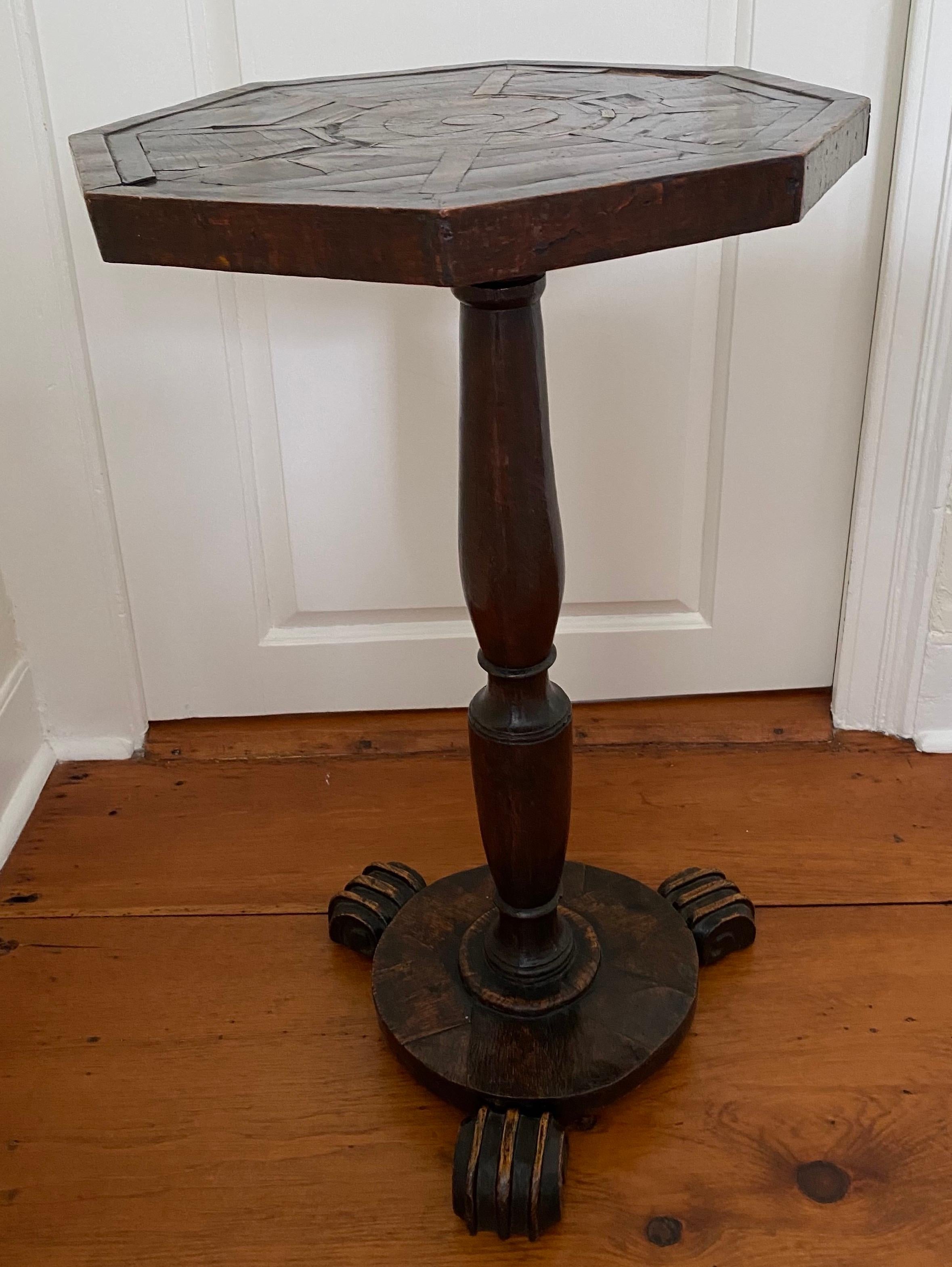 18th Century, English Oak Candle Stand with Inlaid Octagonal Top For Sale 4