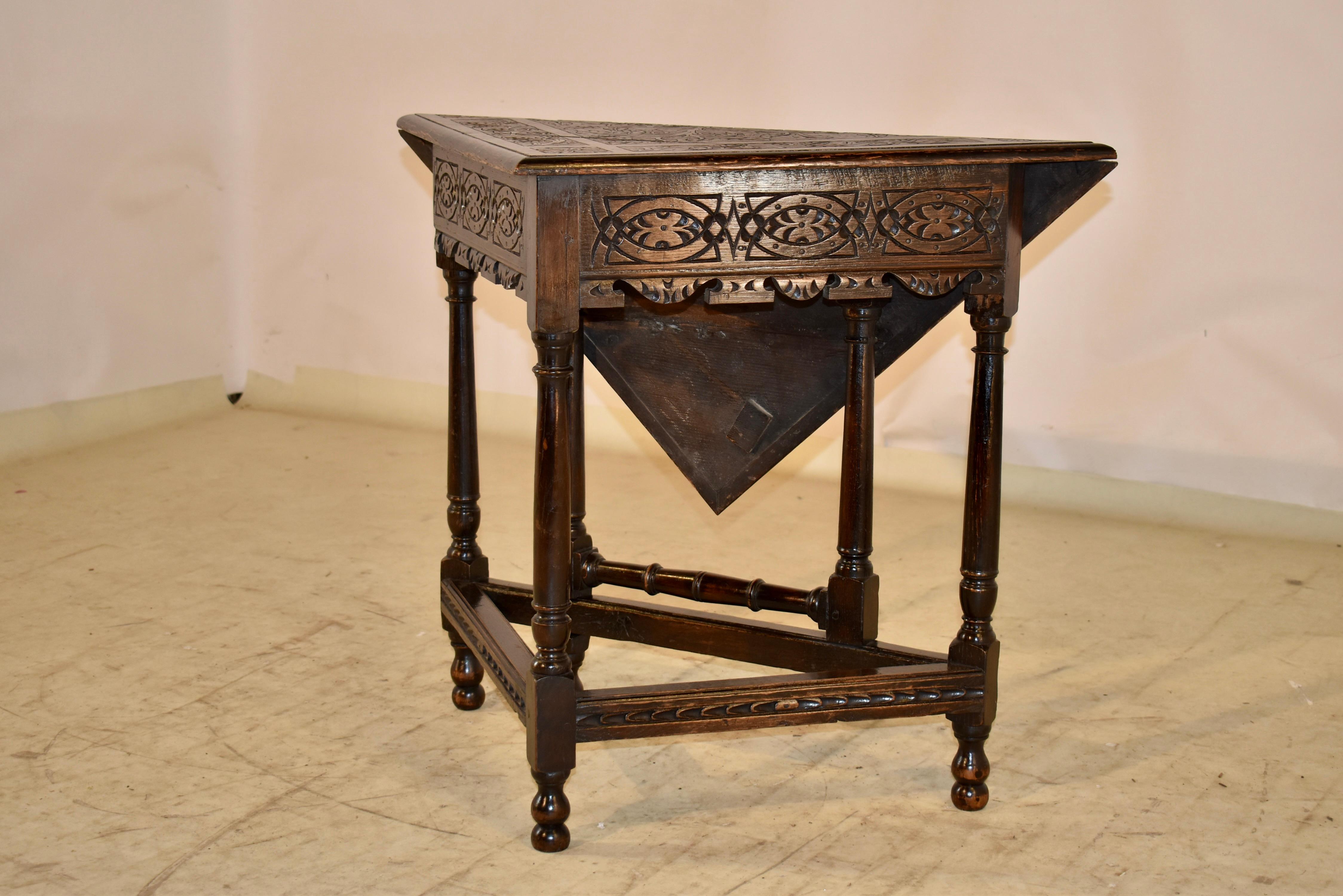 Georgian 18th Century English Oak Carved Handkerchief Table For Sale