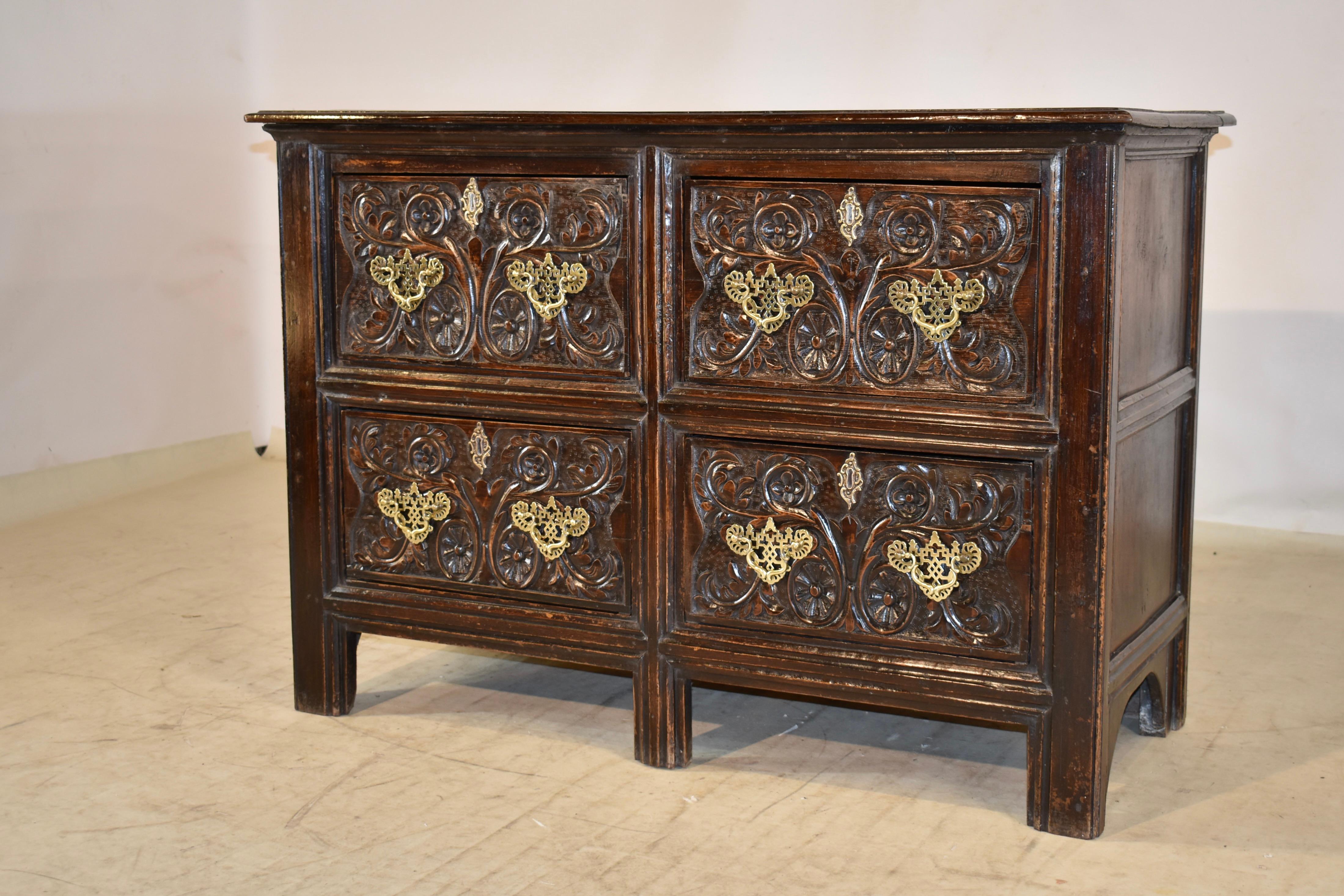 18th Century English Oak Chest of Drawers In Good Condition For Sale In High Point, NC
