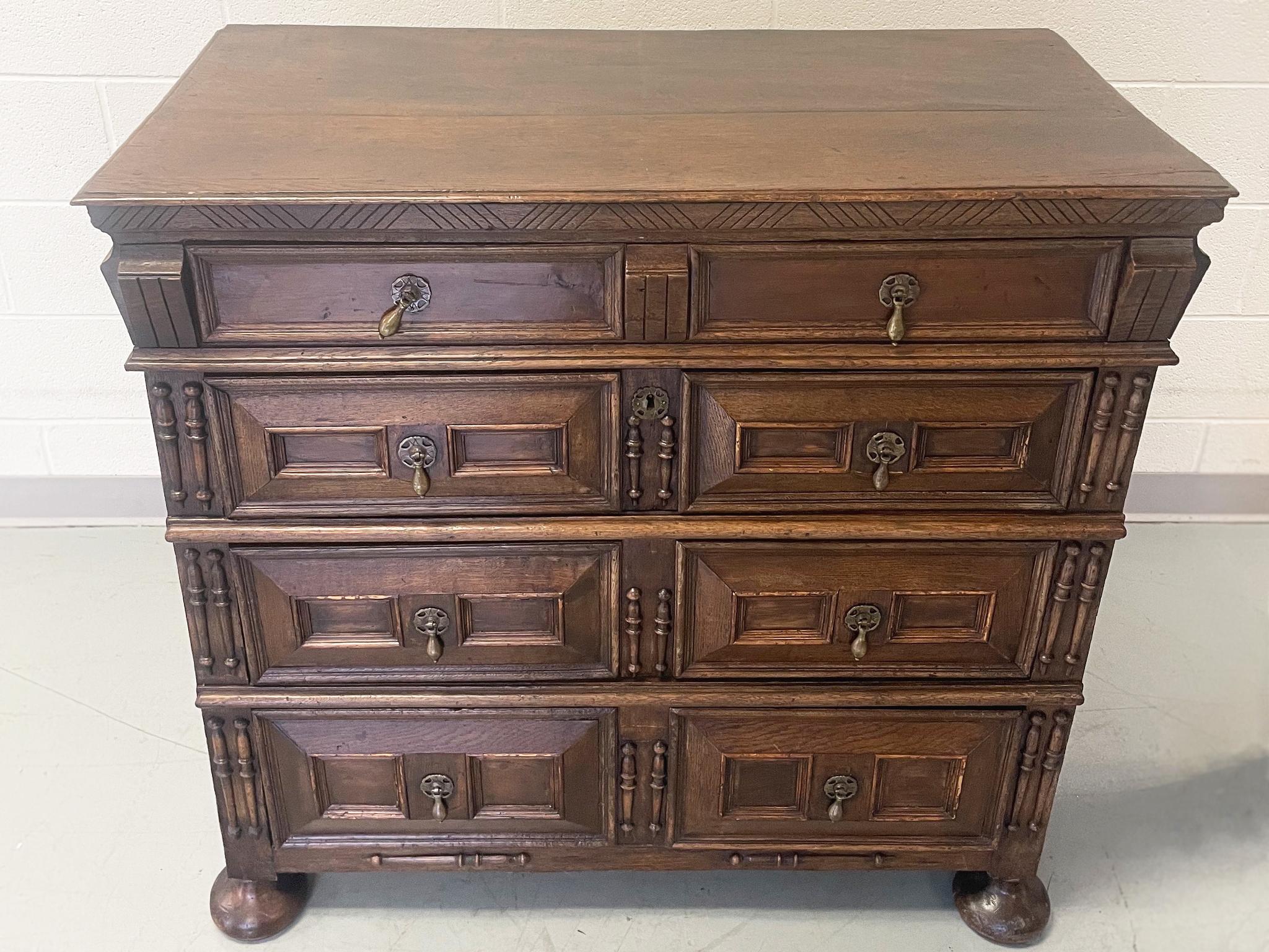 18th Century English Oak Chest of Drawers 1