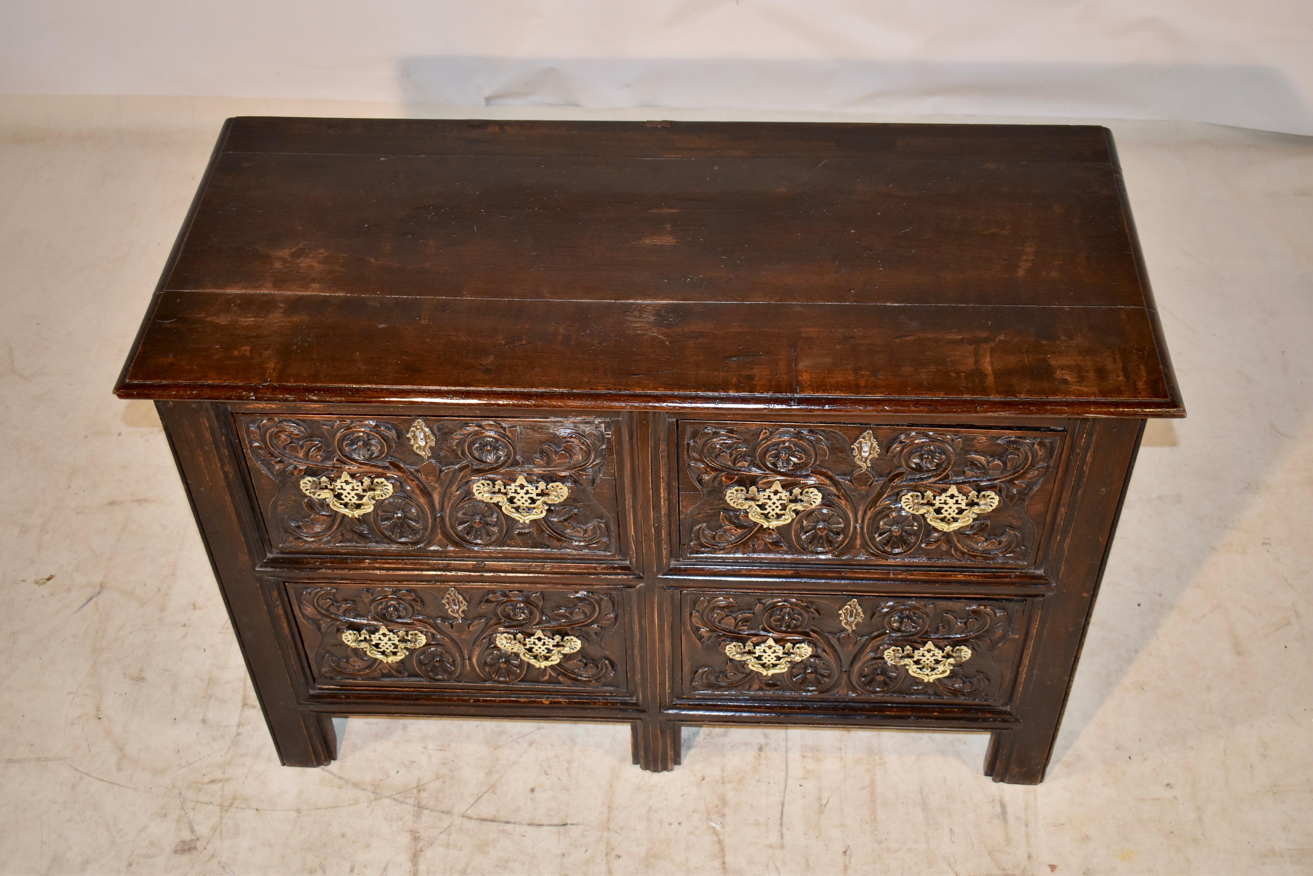 18th Century English Oak Chest of Drawers For Sale 2