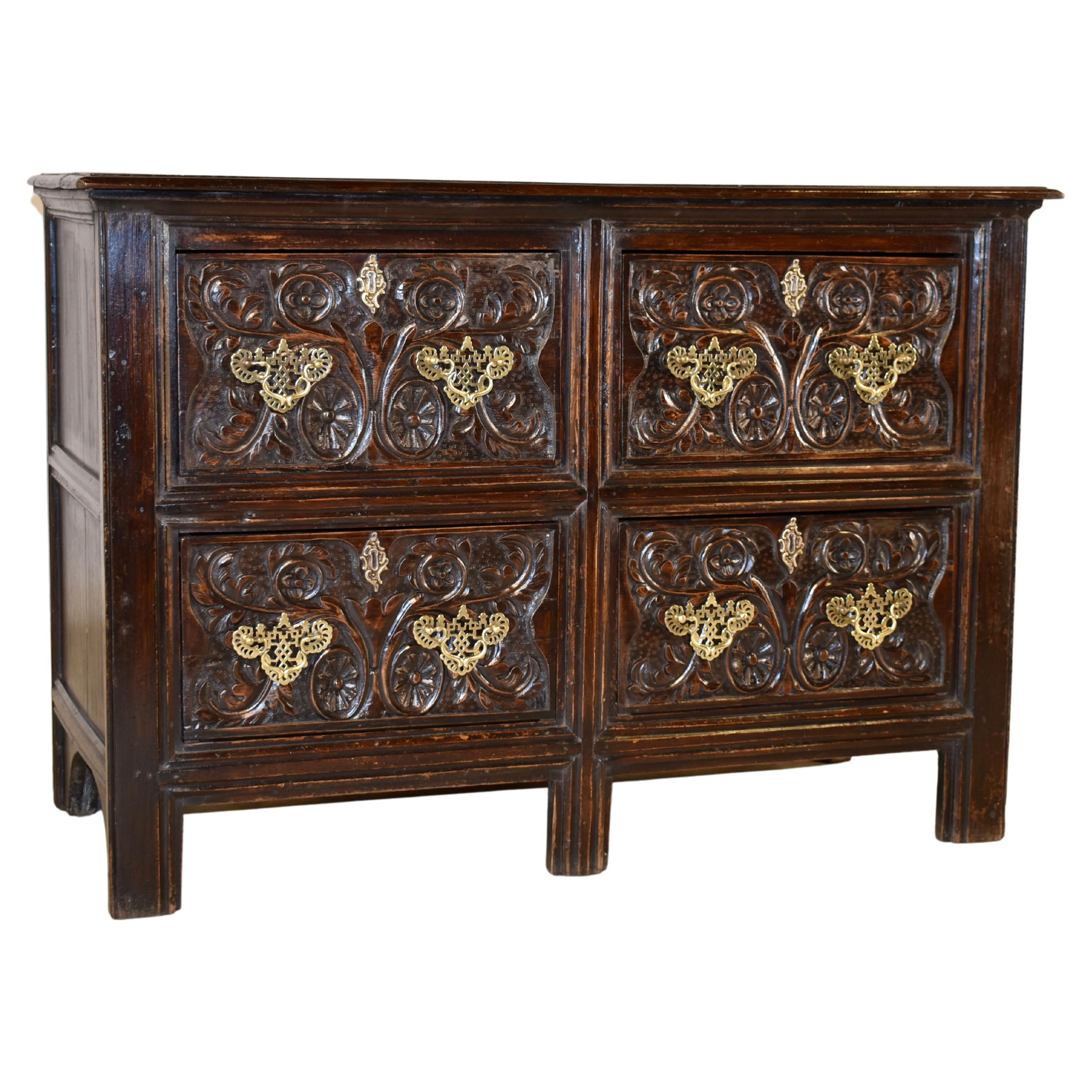 18th Century English Oak Chest of Drawers For Sale