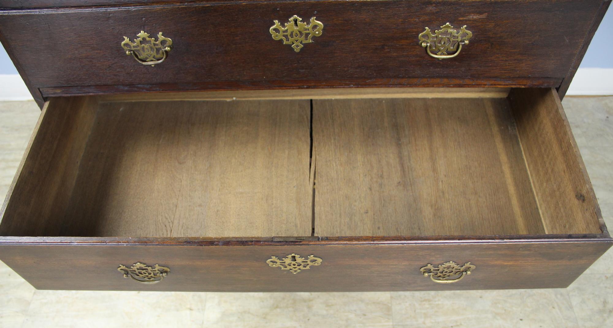 18th Century English Oak Chest of Drawers with Original Brasses For Sale 6