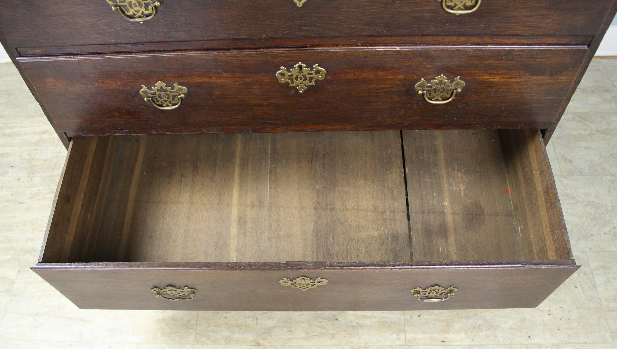 18th Century English Oak Chest of Drawers with Original Brasses For Sale 7