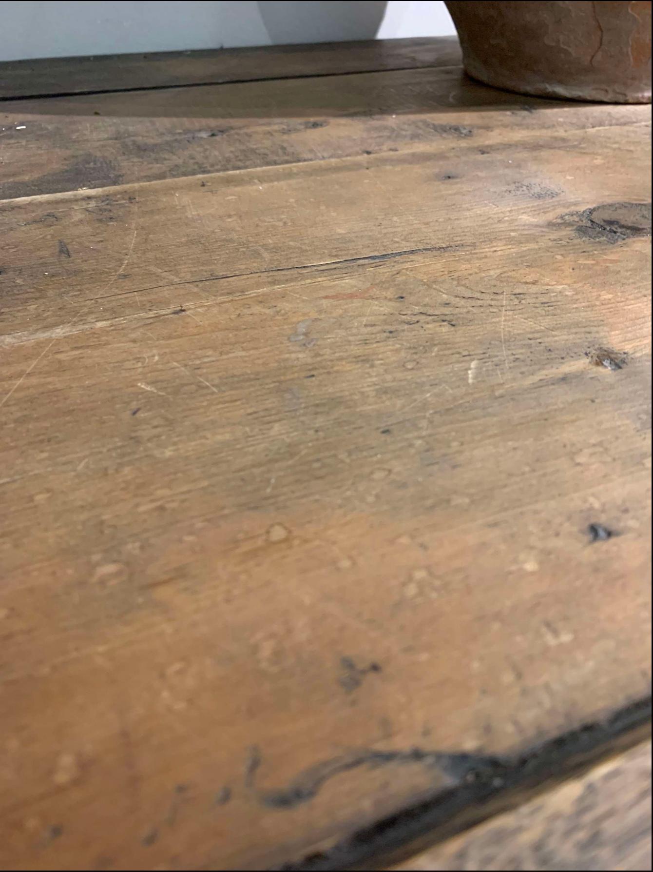Cassapanca inglese del XVIII secolo in rovere su cavalletto in vendita 1