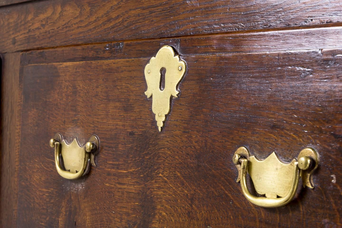 18th Century English Oak Dresser Base In Good Condition In Husbands Bosworth, Leicestershire