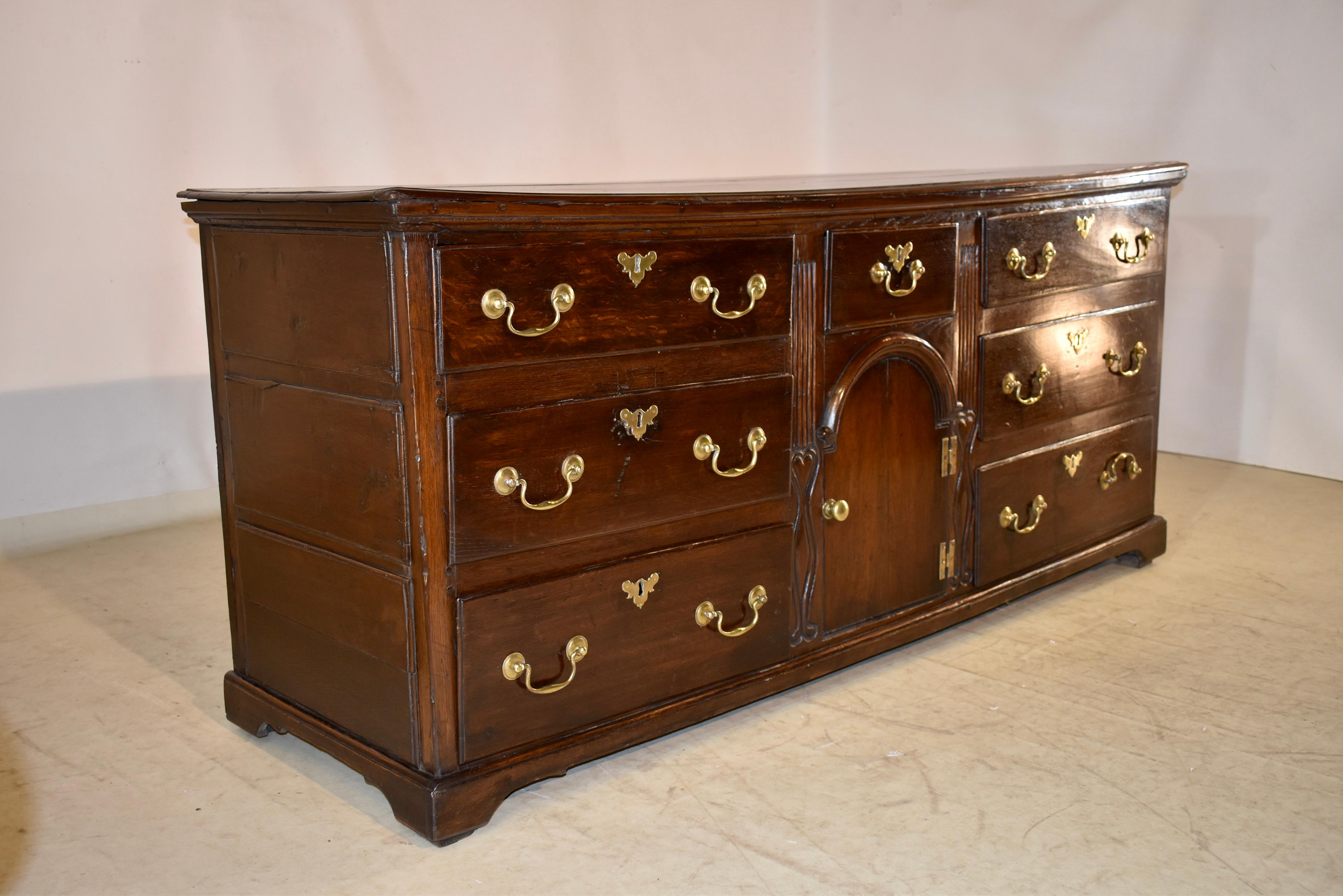 18th Century English Oak Dresser Base In Good Condition For Sale In High Point, NC