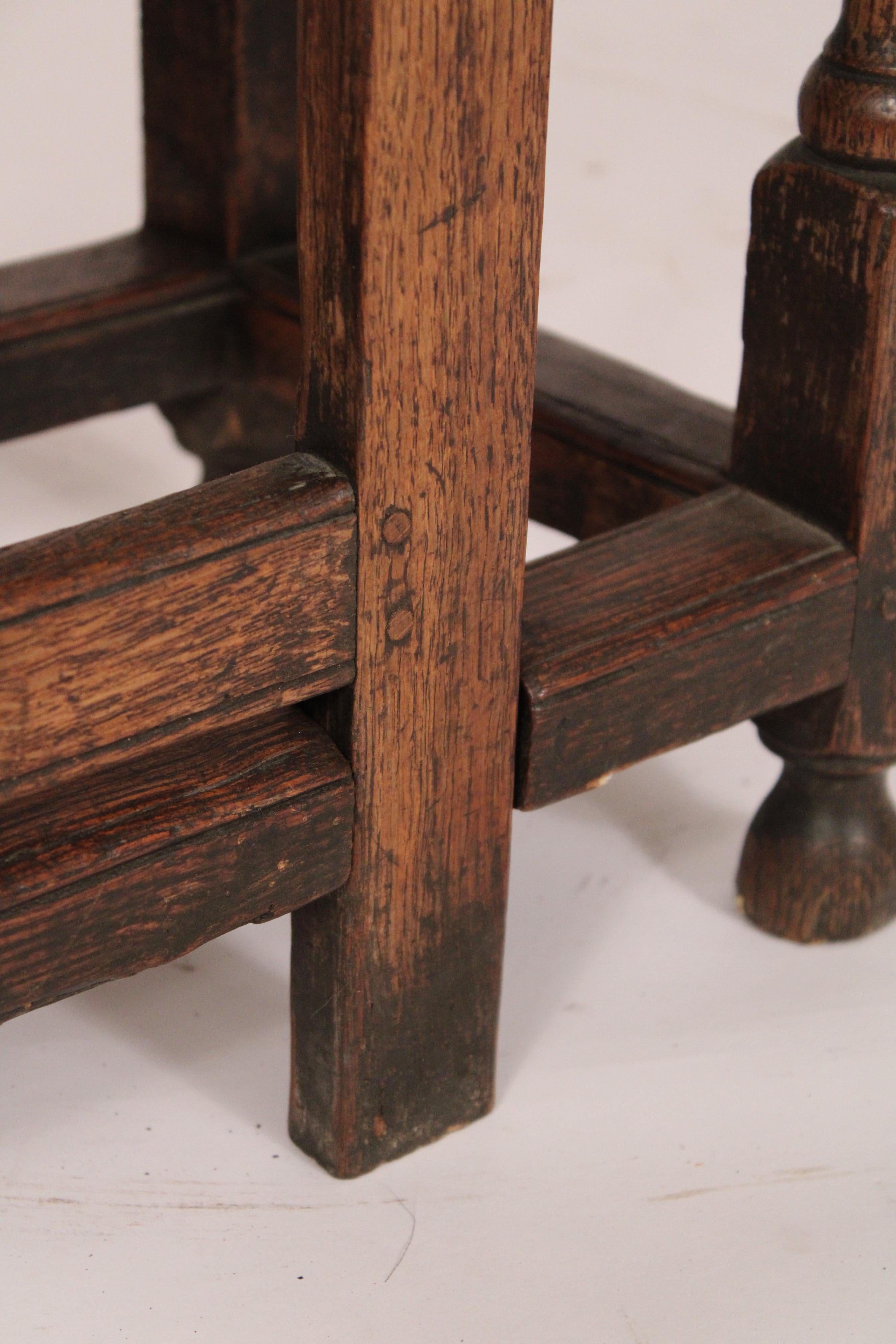 18th Century English Oak Gateleg Table For Sale 4