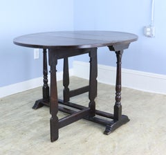 18th Century English Oak Gateleg Table