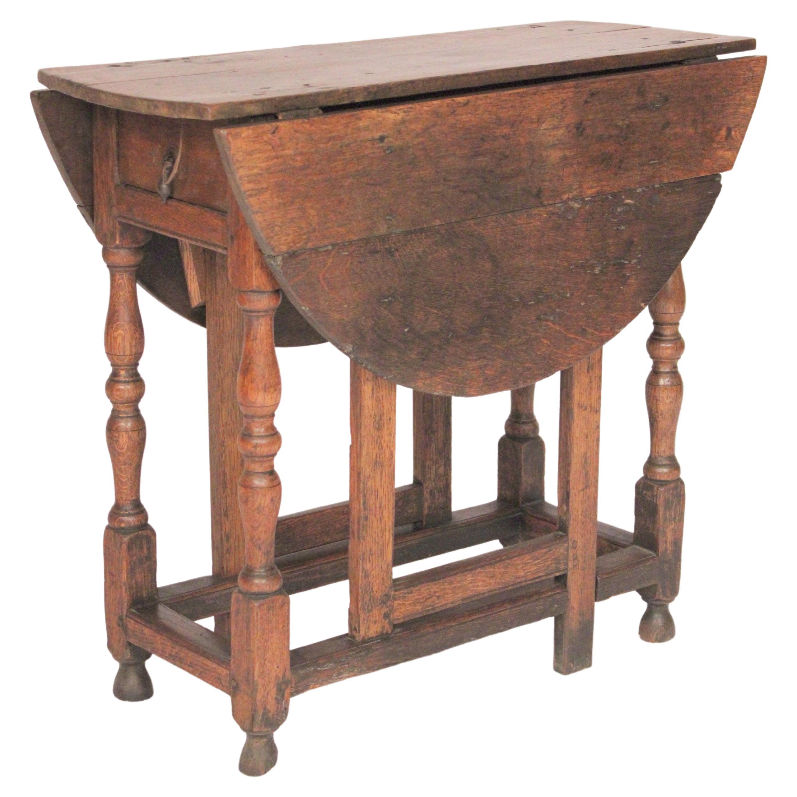 18th Century English Oak Gateleg Table For Sale