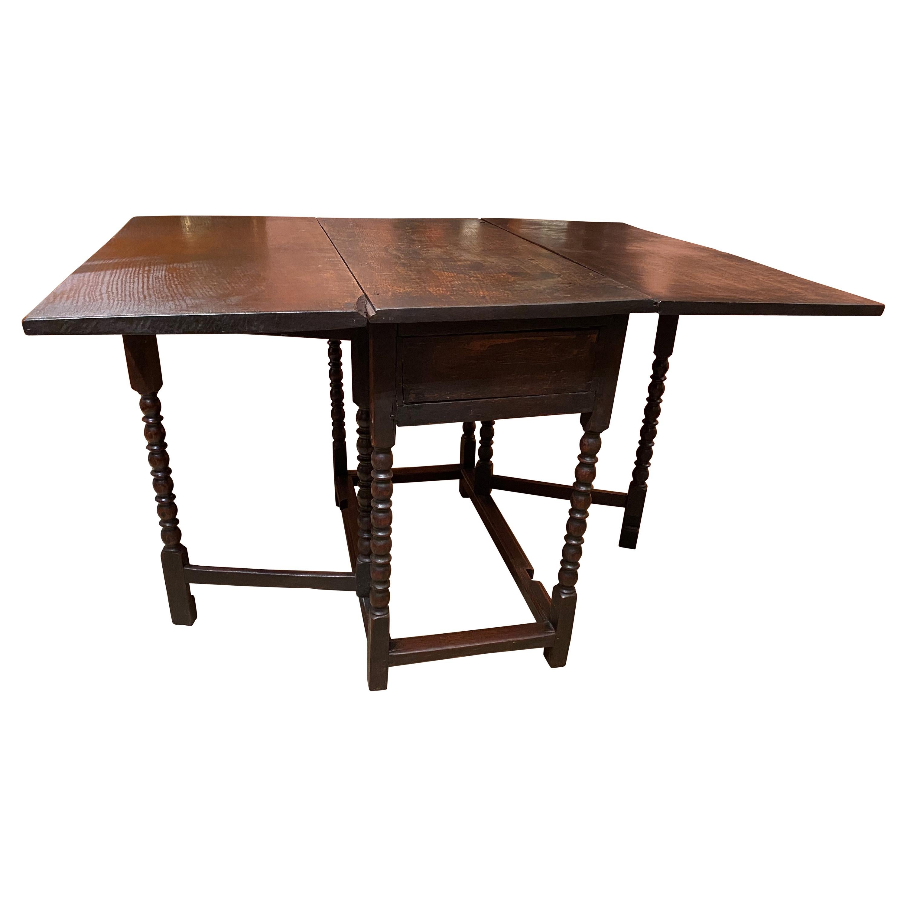 18th Century English Oak Gateleg Table with Great Surface
