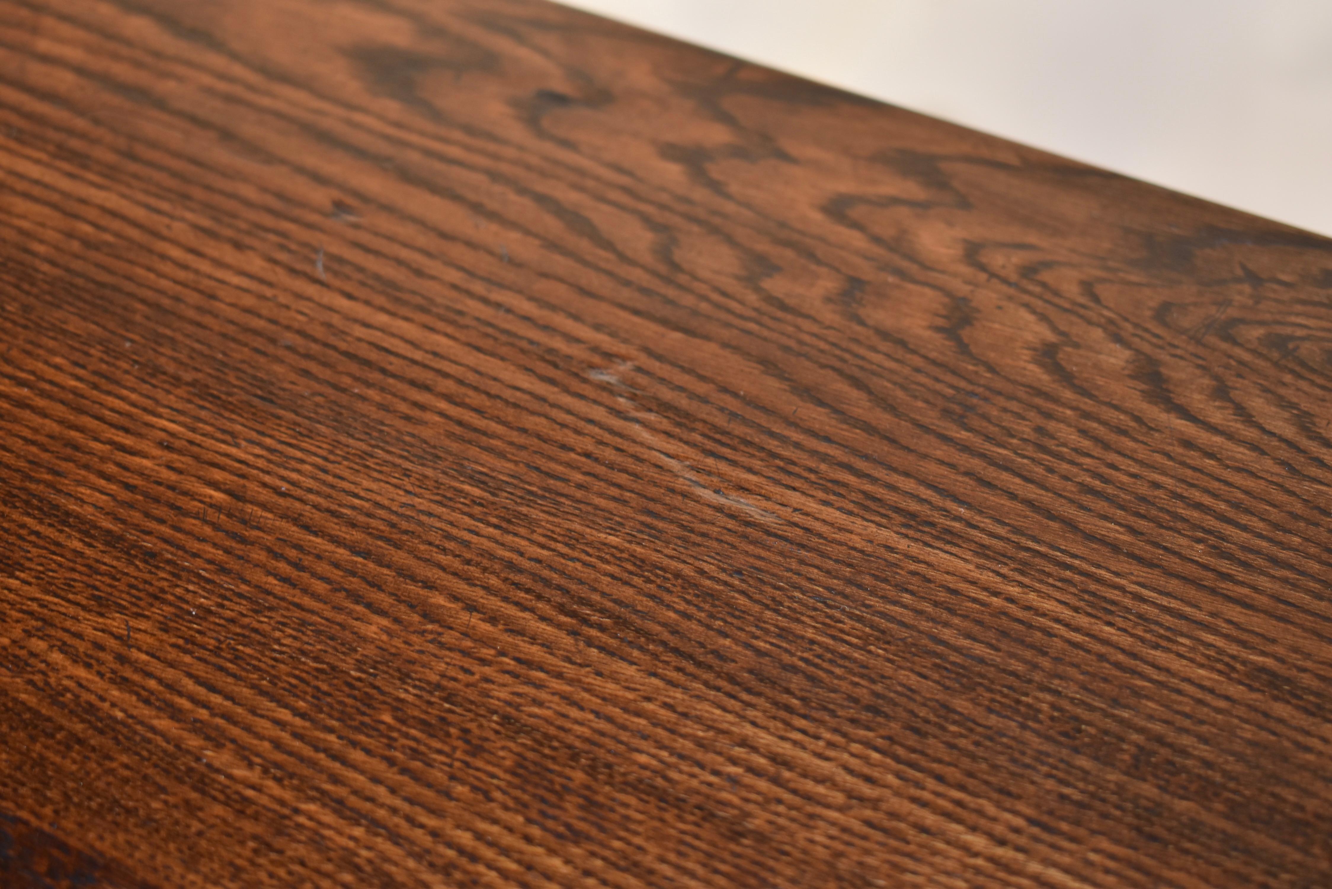 Base per comò geometrico in Oak inglese del XVIII secolo in vendita 4