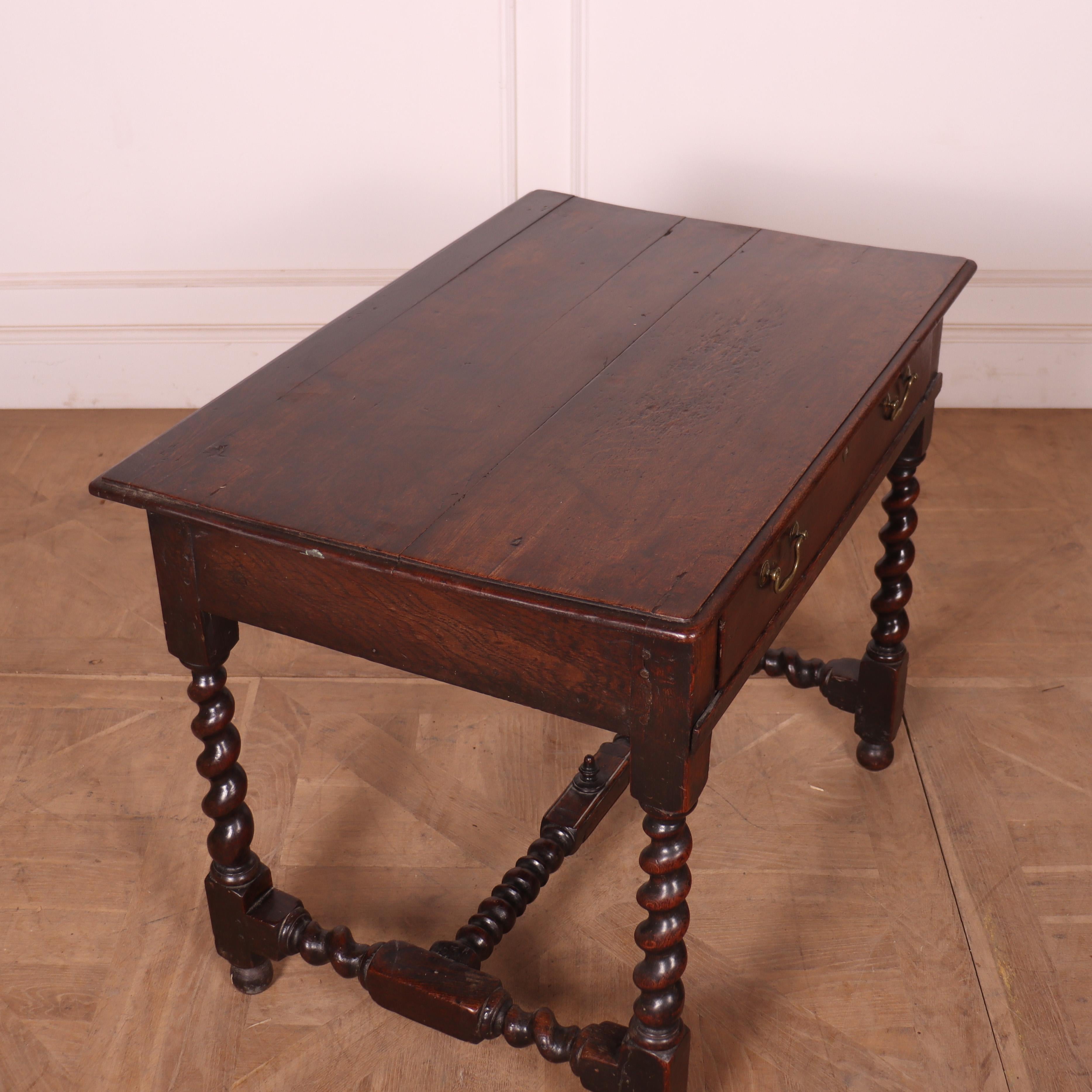 18th Century English Oak Lamp Table For Sale 2
