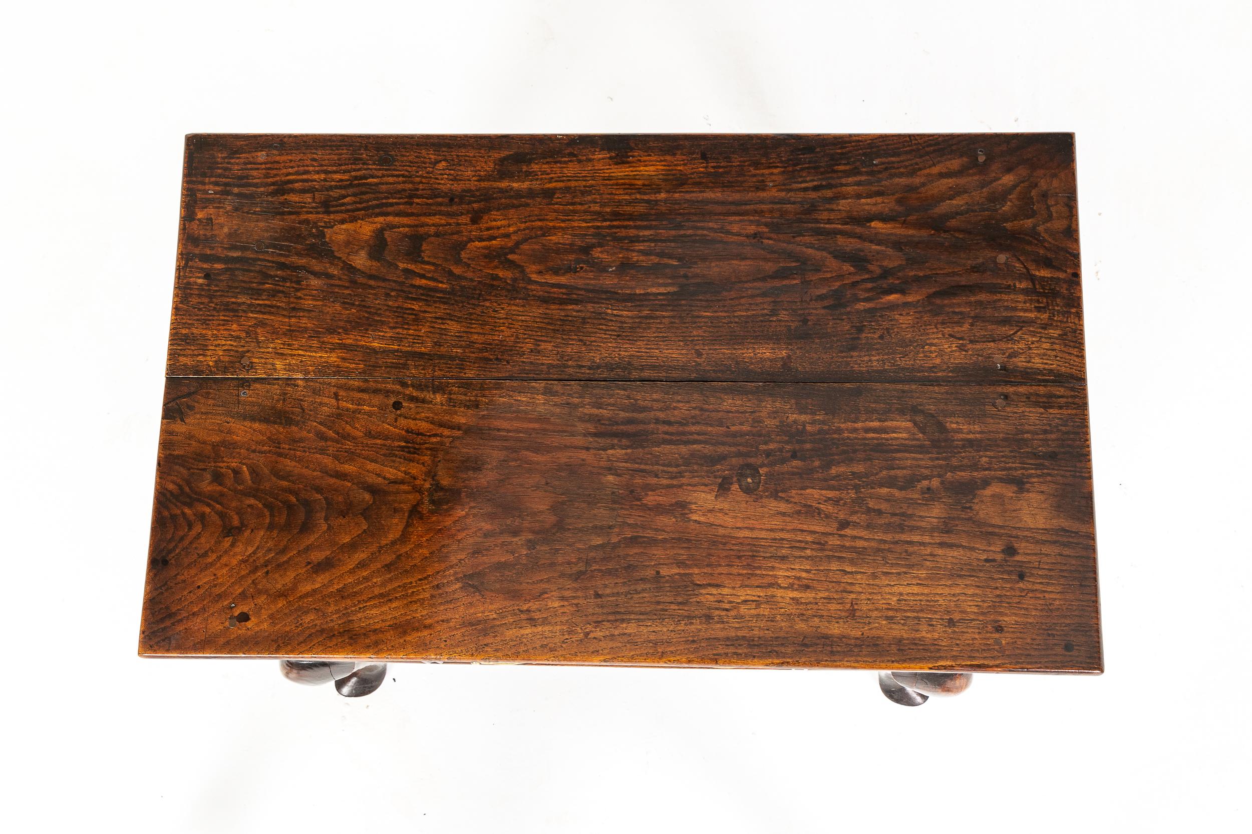 18th Century and Earlier 18th Century English Oak Lowboy For Sale