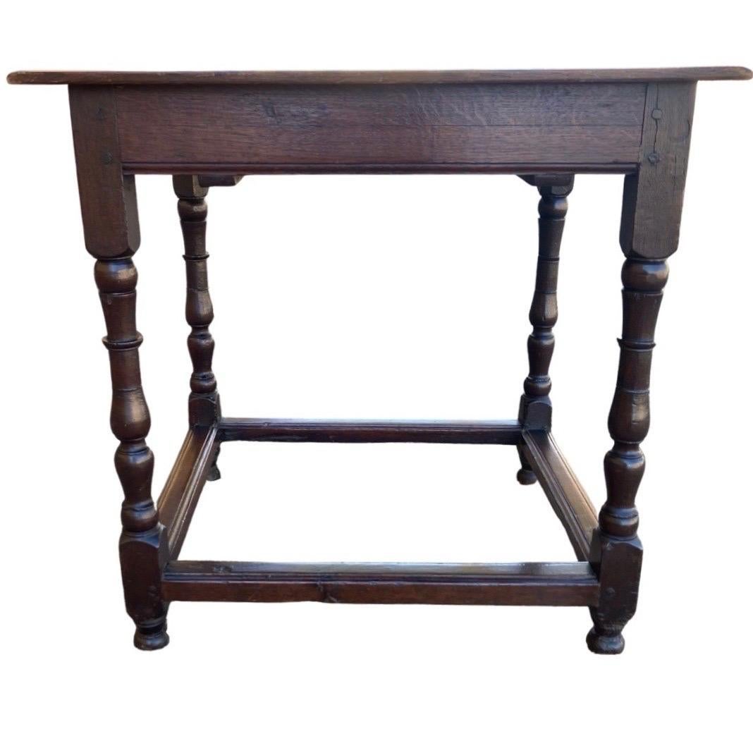 Tudor 18th Century English Oak Side Table
