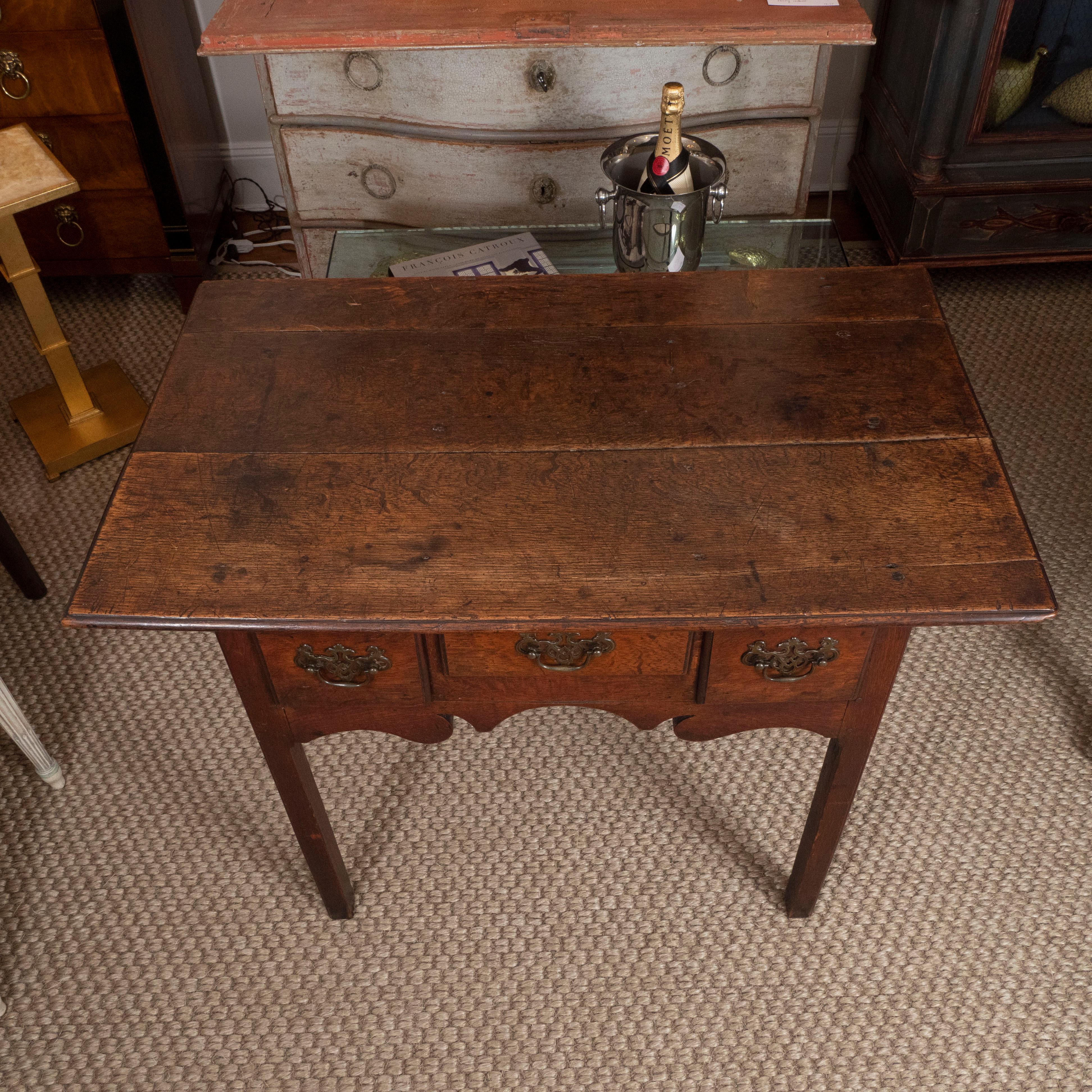 18th Century English Oak Side Table 1