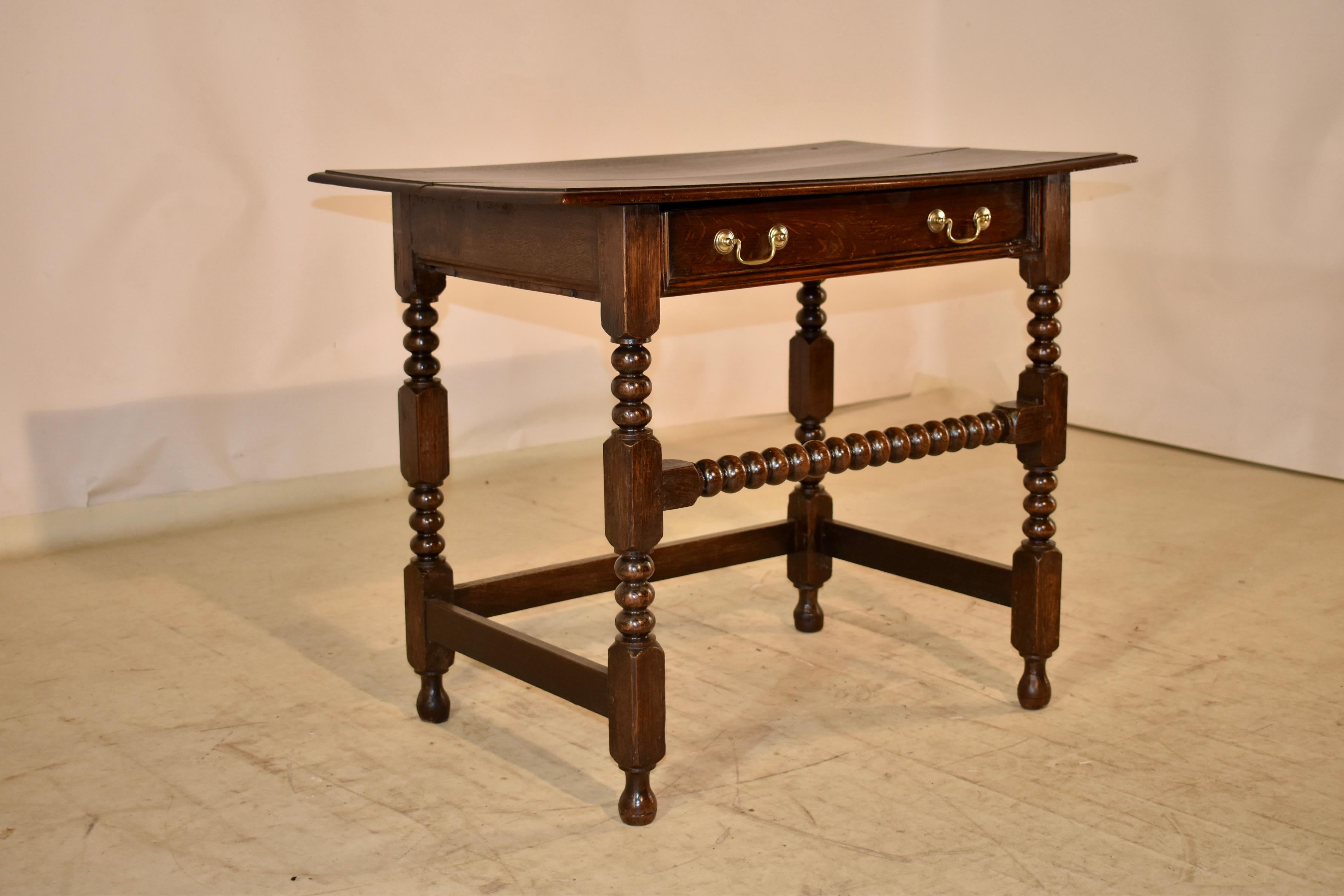 Turned 18th Century English Oak Side Table For Sale