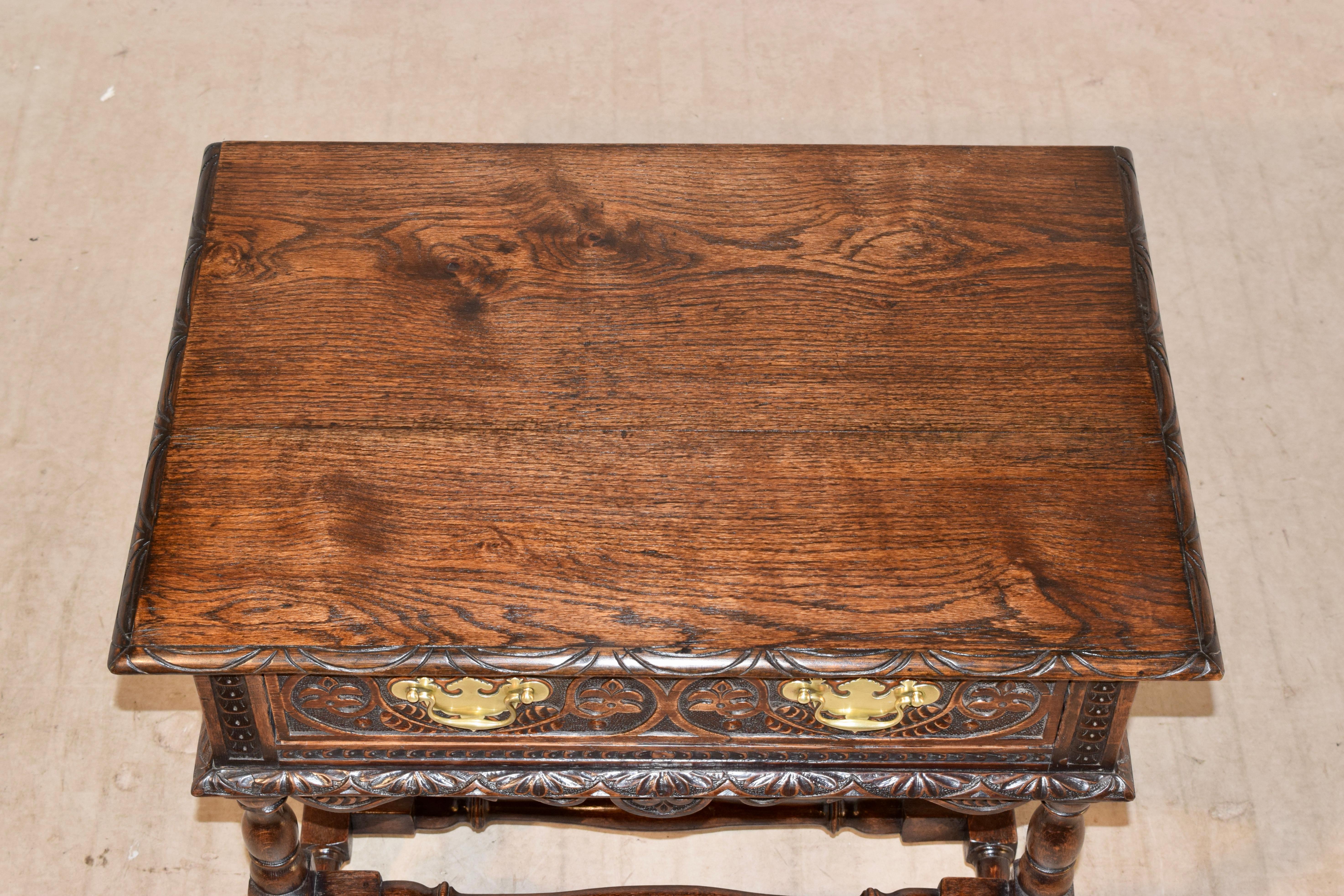 18th Century English Oak Side Table For Sale 4