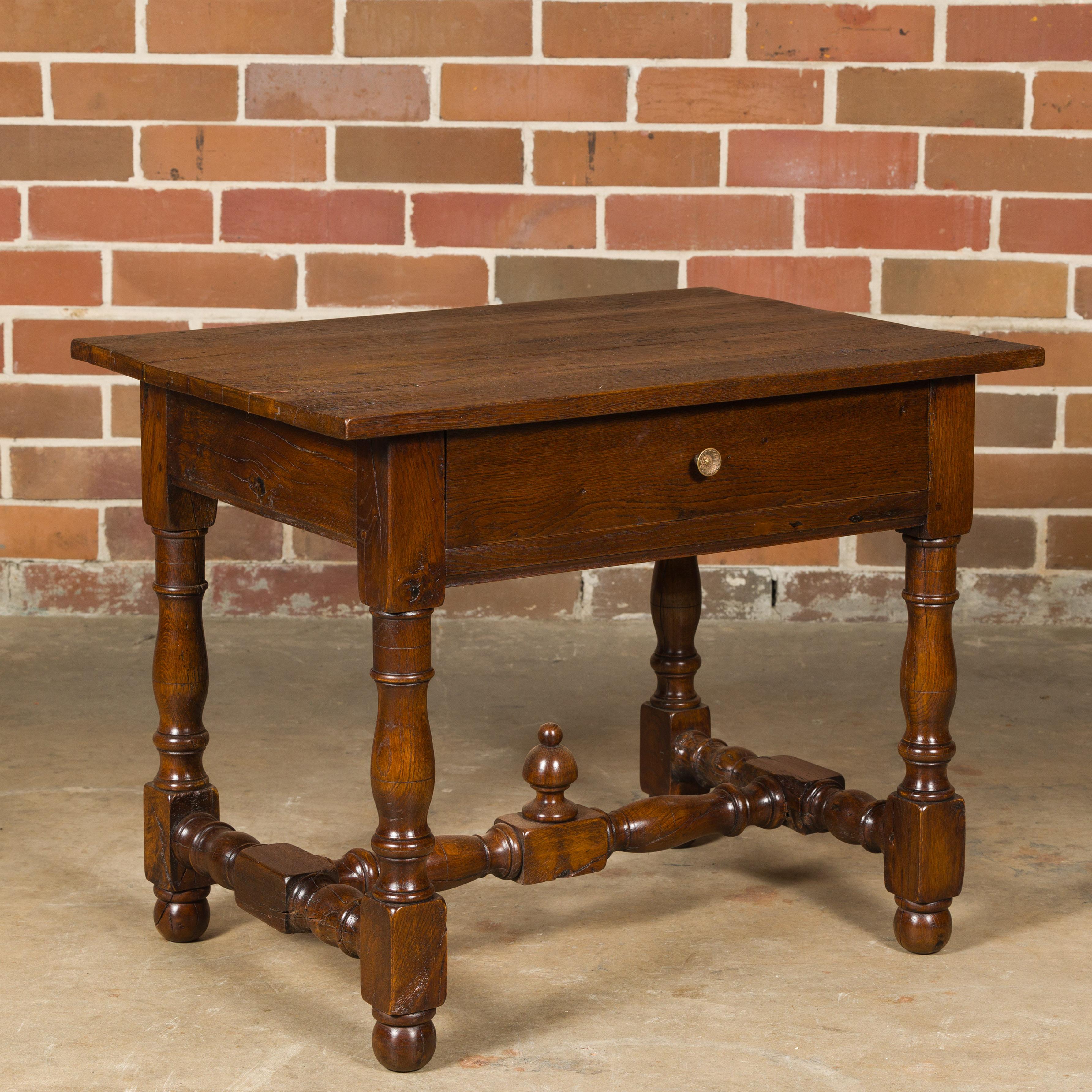 18th Century English Oak Side Table with Single Drawer and Turned Base In Good Condition For Sale In Atlanta, GA