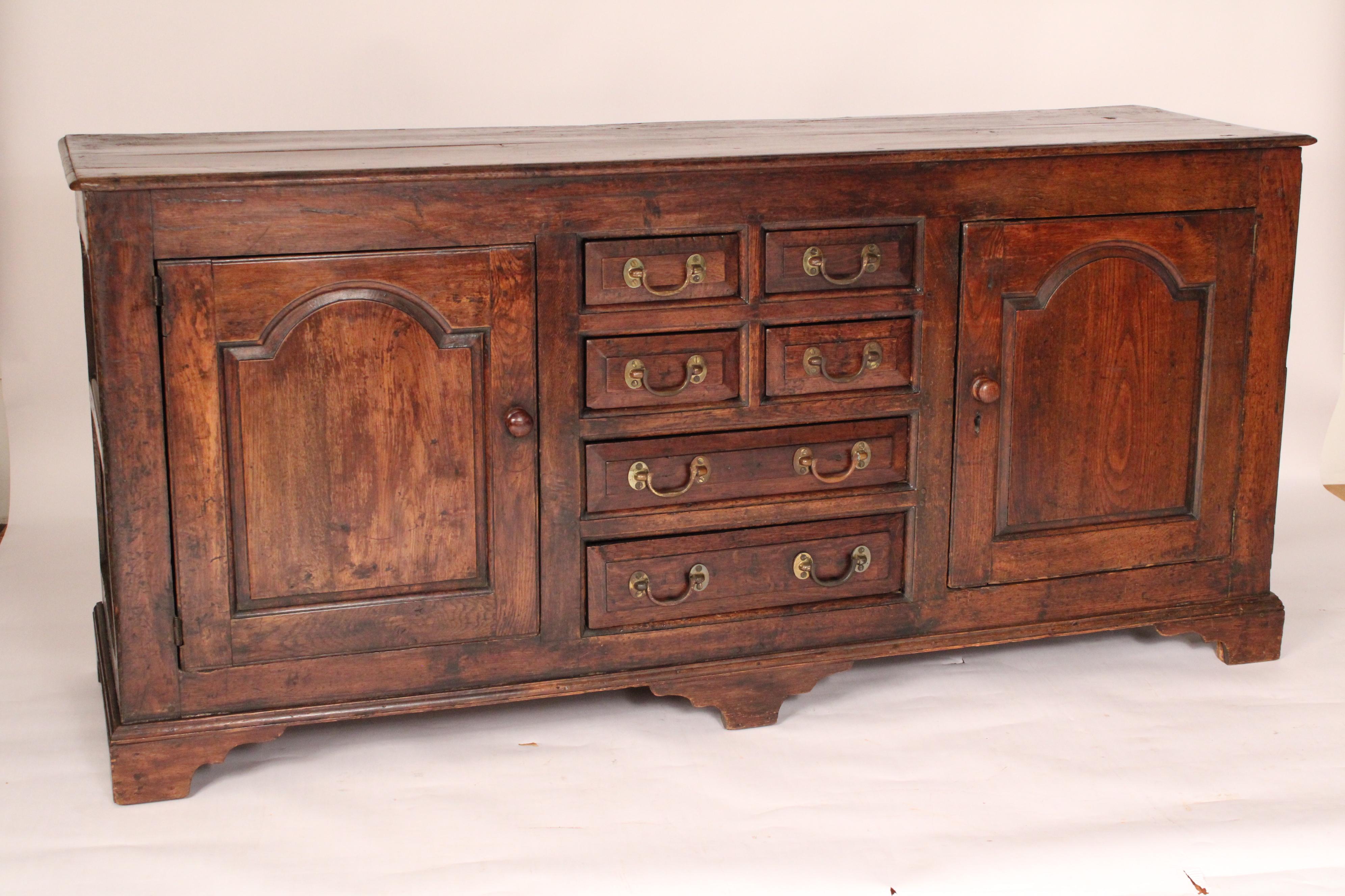 Englisches Eichen-Sideboard aus dem 18. (Georgian) im Angebot