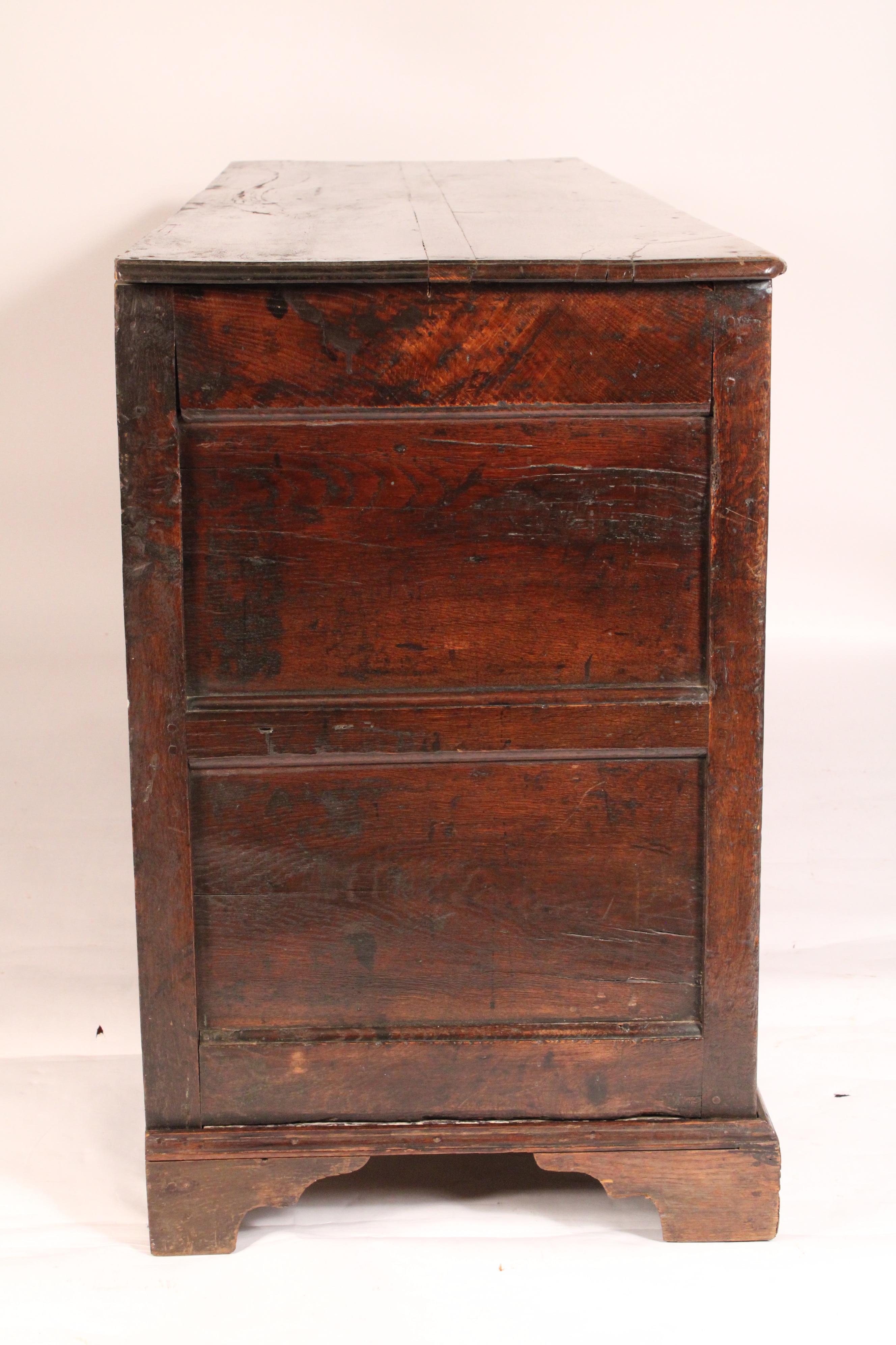 Englisches Eichen-Sideboard aus dem 18. im Zustand „Gut“ im Angebot in Laguna Beach, CA