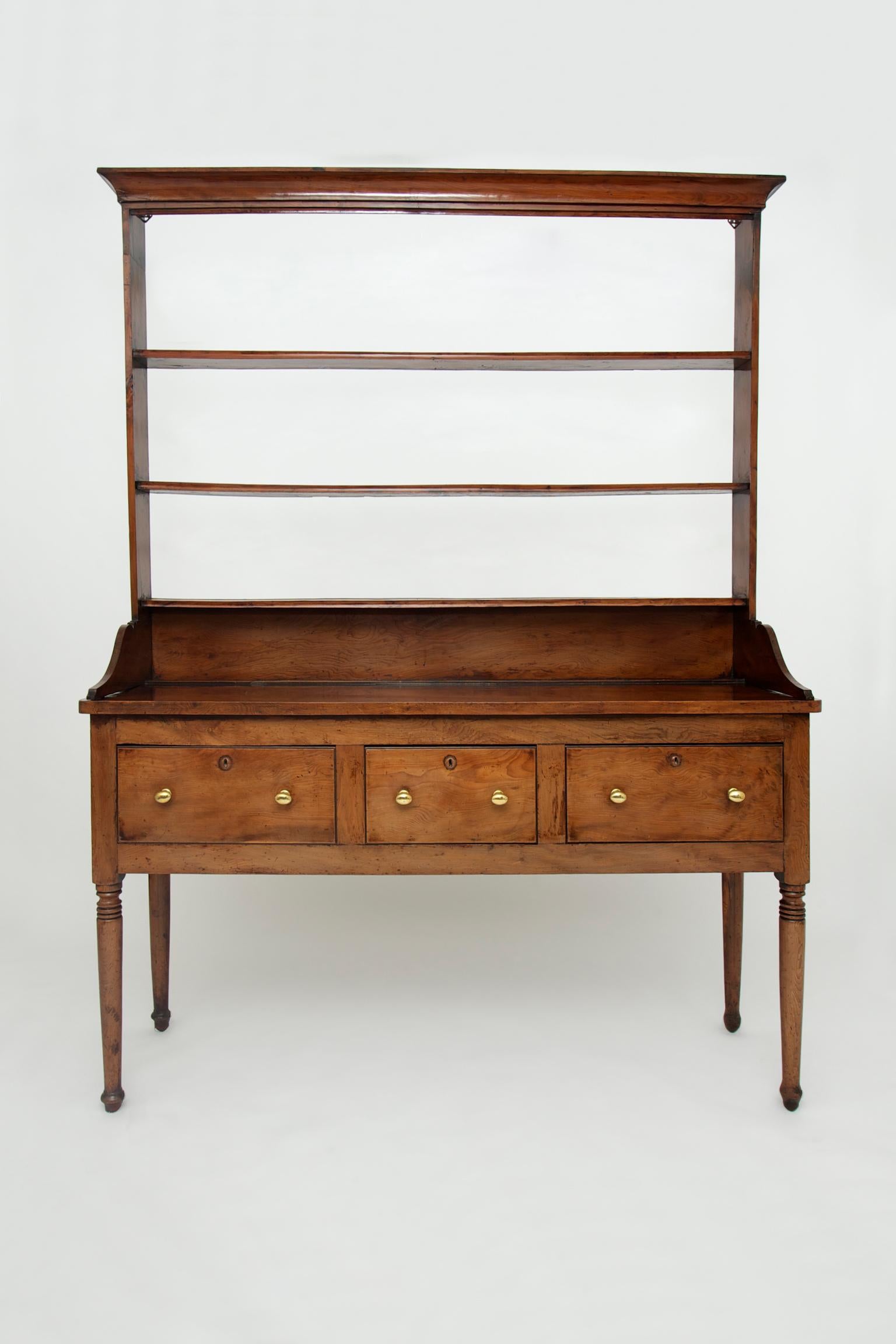 18th Century English Oak Welsh Dresser 1695-1700 with Associated Rack, 1750 In Good Condition In Lincoln, GB