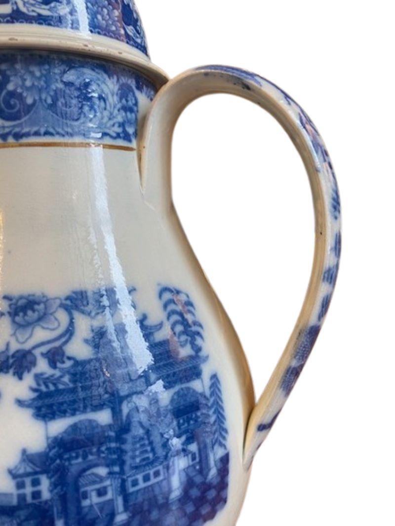 Cafetière en faïence anglaise du XVIIIe siècle, vers 1795 Bon état - En vente à Nantucket, MA