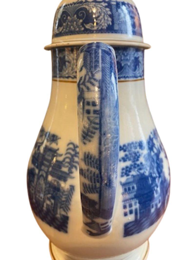 Cafetière en faïence anglaise du XVIIIe siècle, vers 1795 en vente 1
