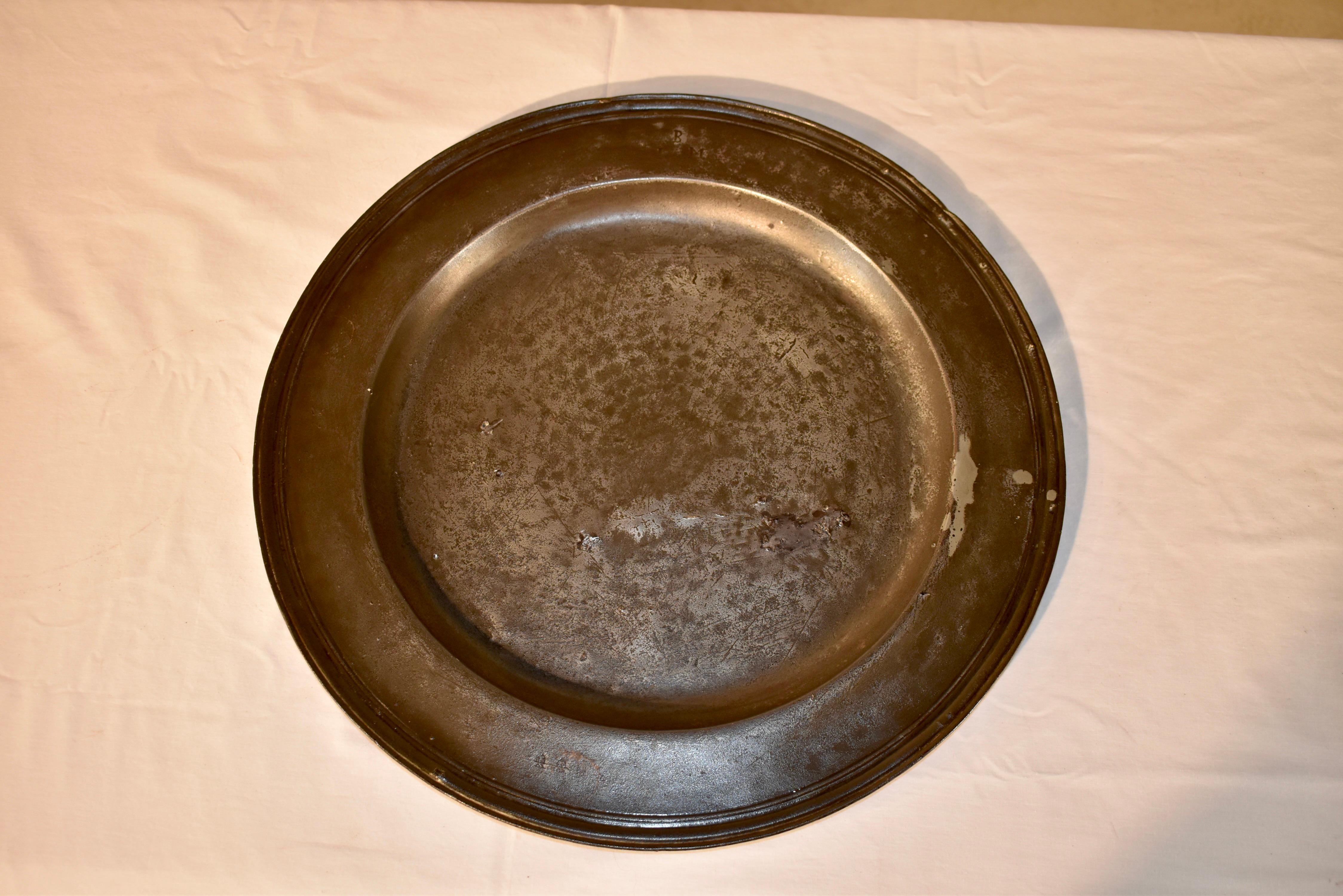 18th Century English Pewter Charger For Sale 4