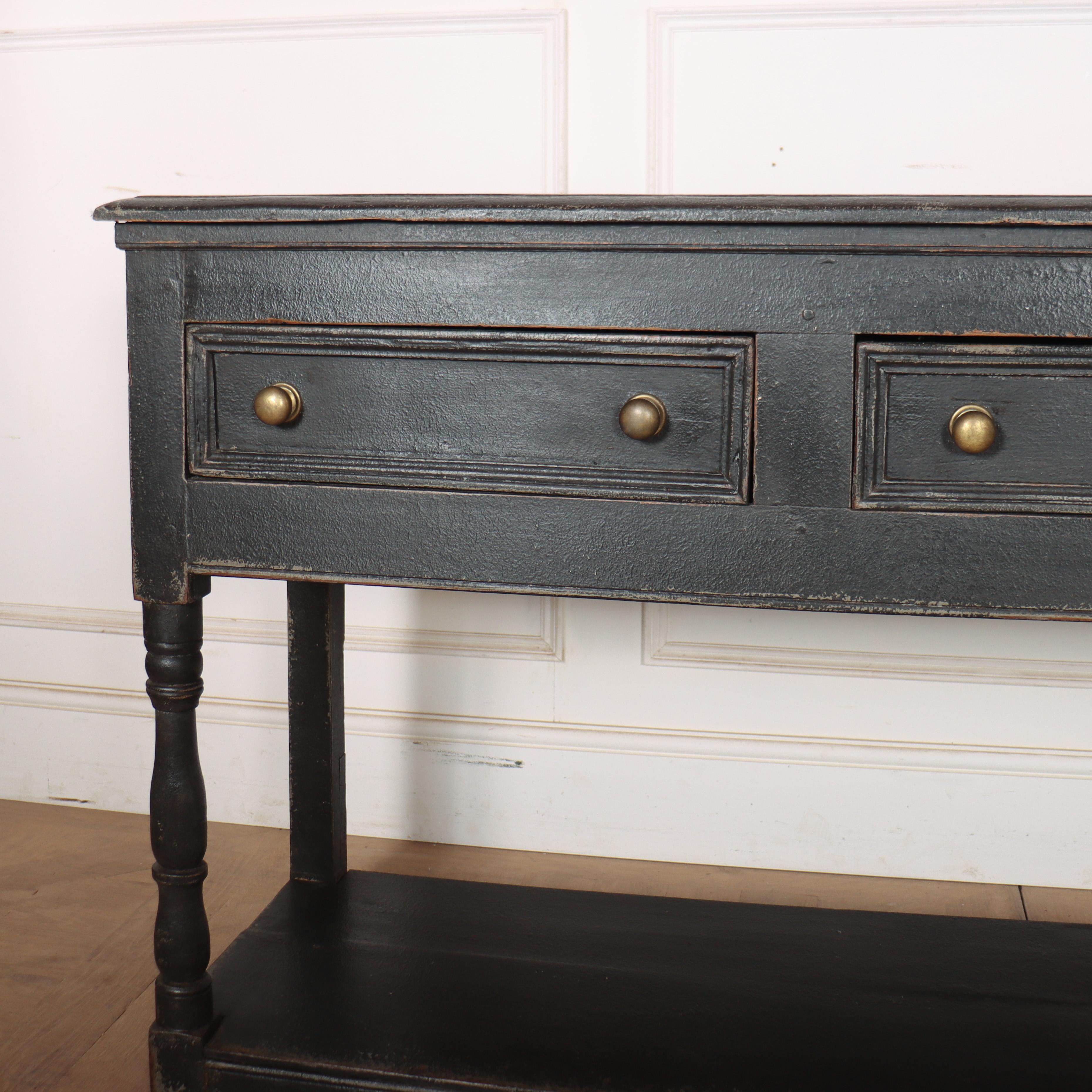 Giorgio III Base per cassettone inglese del XVIII secolo in vendita