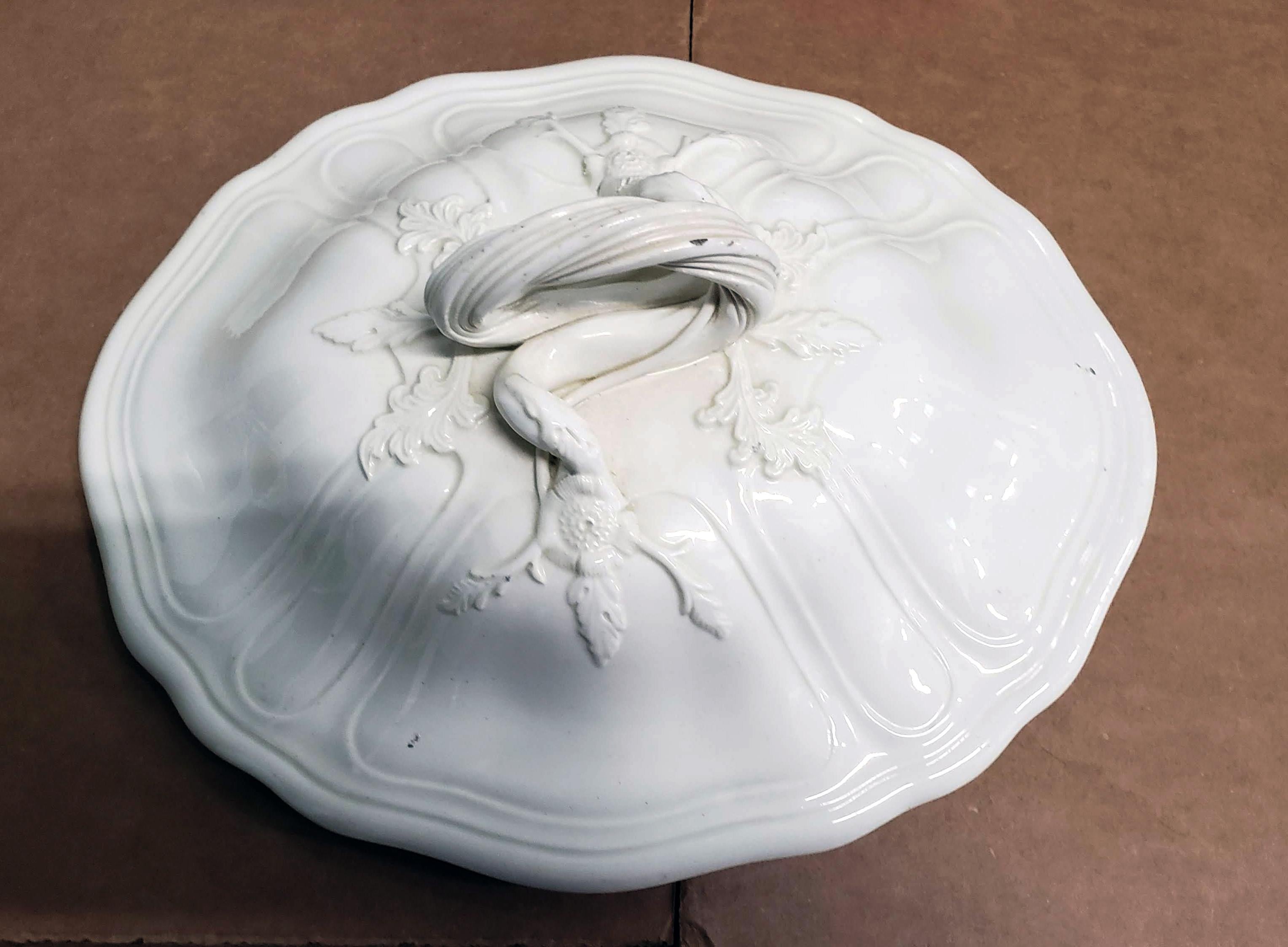18th Century English Pottery Plain Creamware Tureen and Cover 1