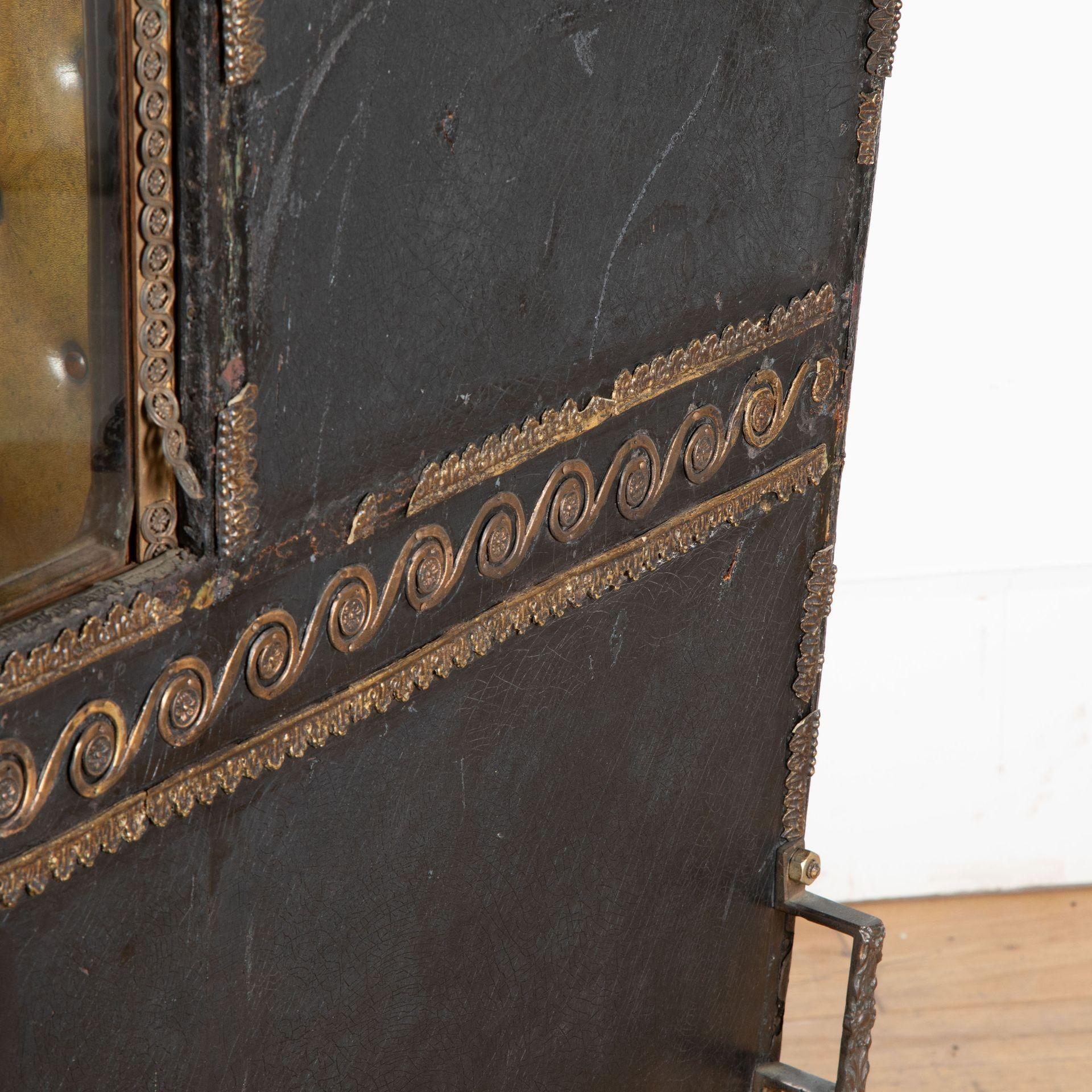 18th Century English Sedan Chair For Sale 9
