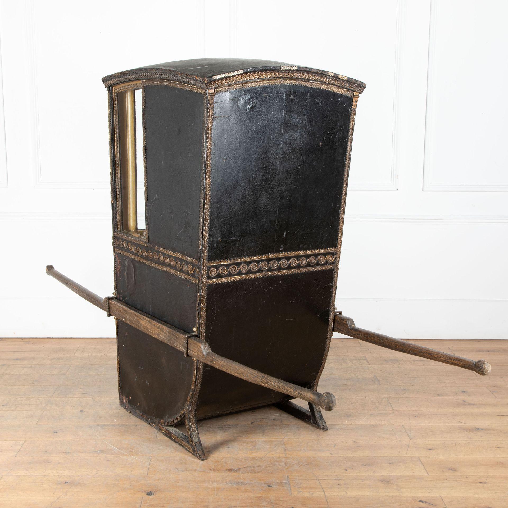 18th Century English Sedan Chair For Sale 1