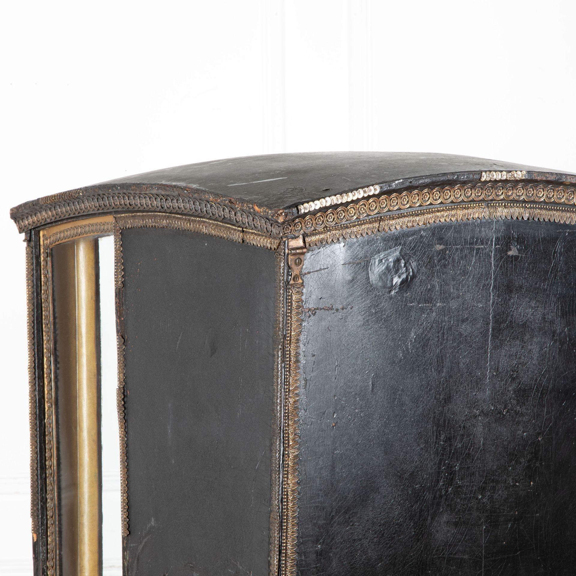 18th Century English Sedan Chair For Sale 5