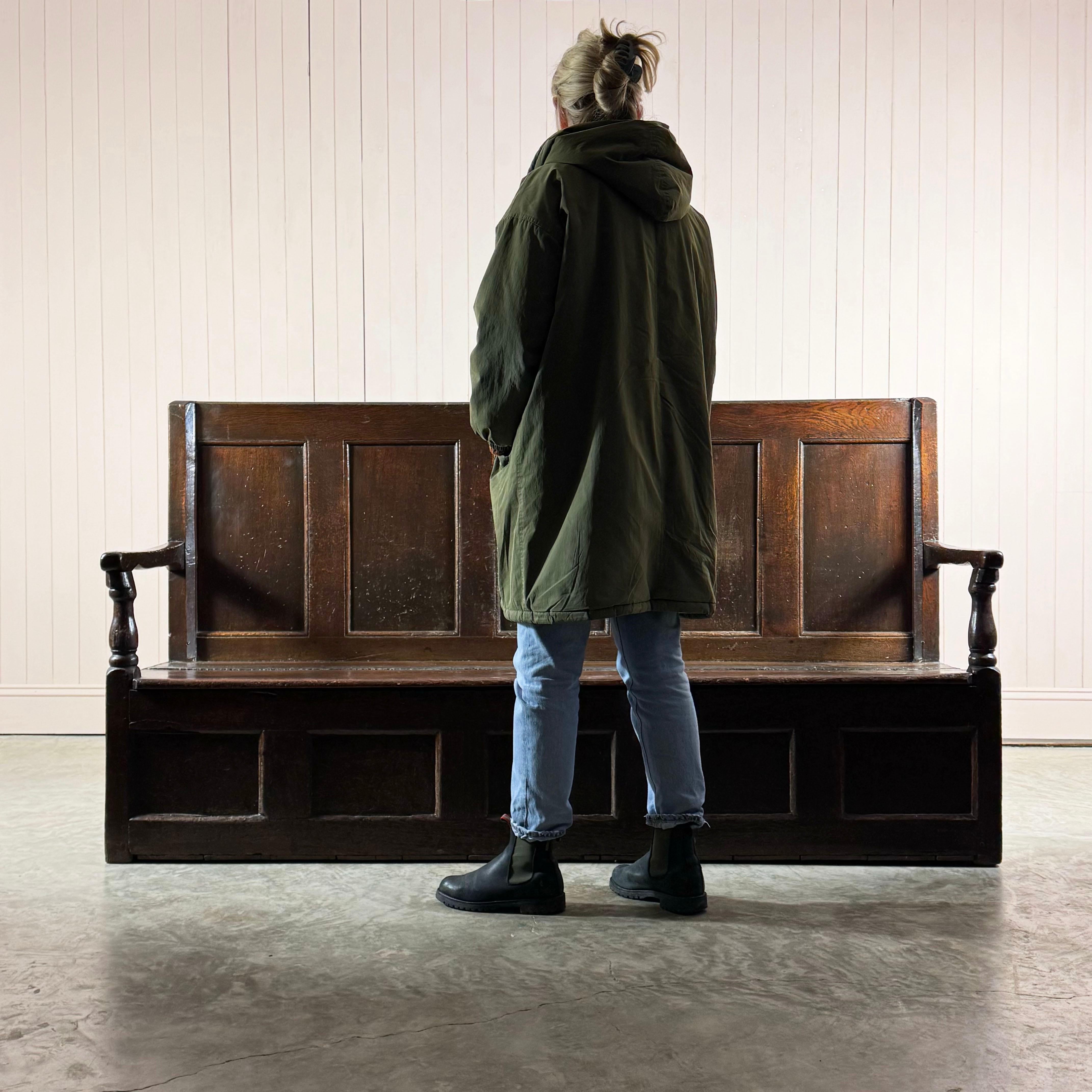 18th Century English Settle In Good Condition For Sale In Cirencester, GB