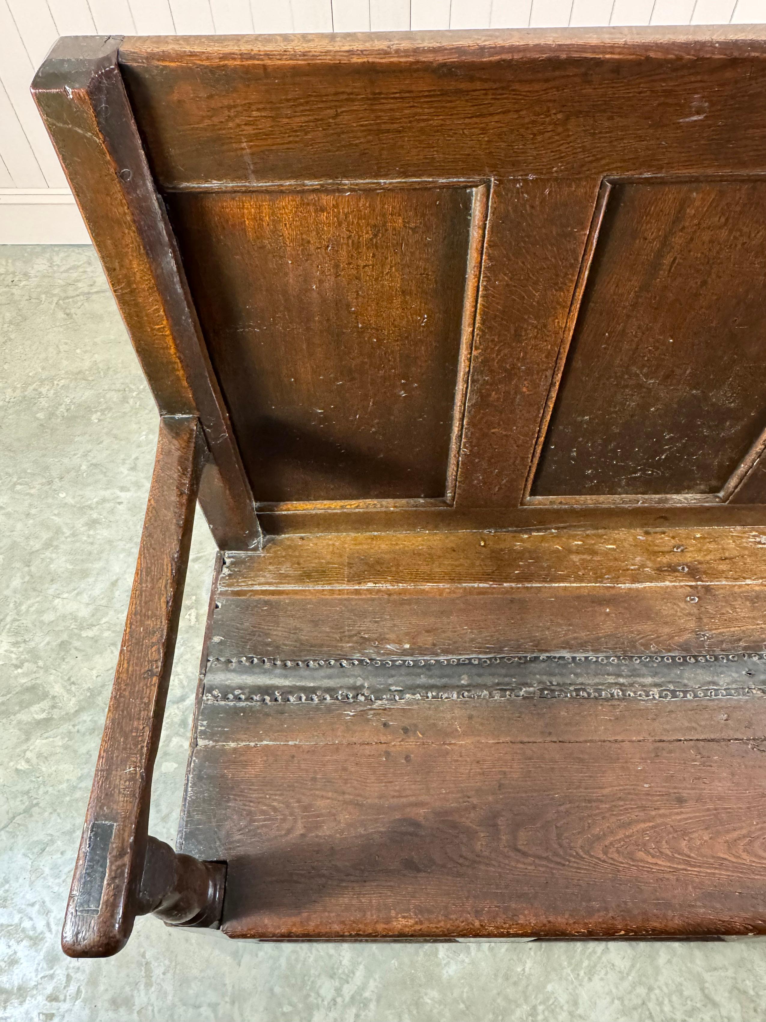 18th Century English Settle For Sale 1
