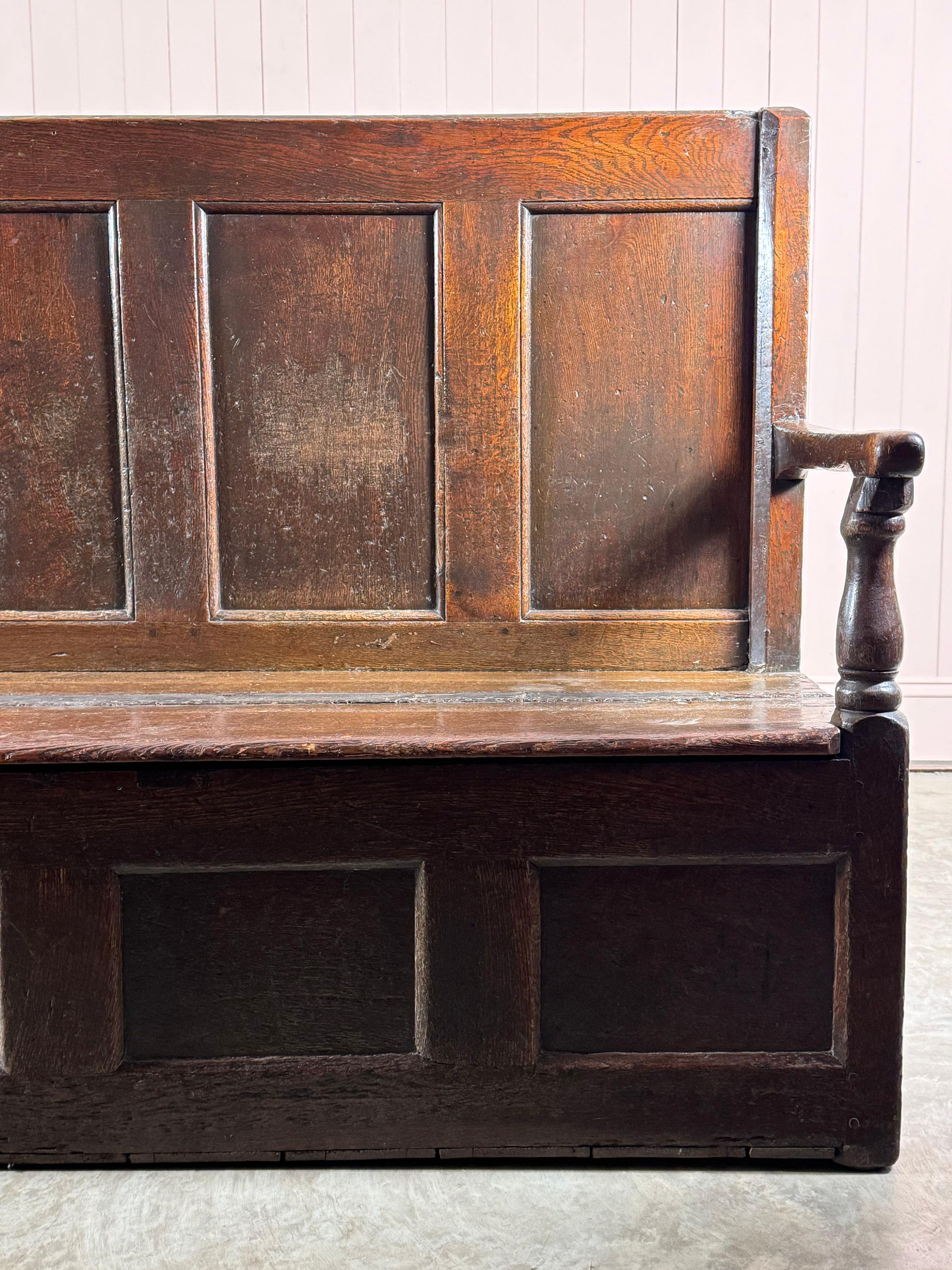 18th Century English Settle For Sale 2